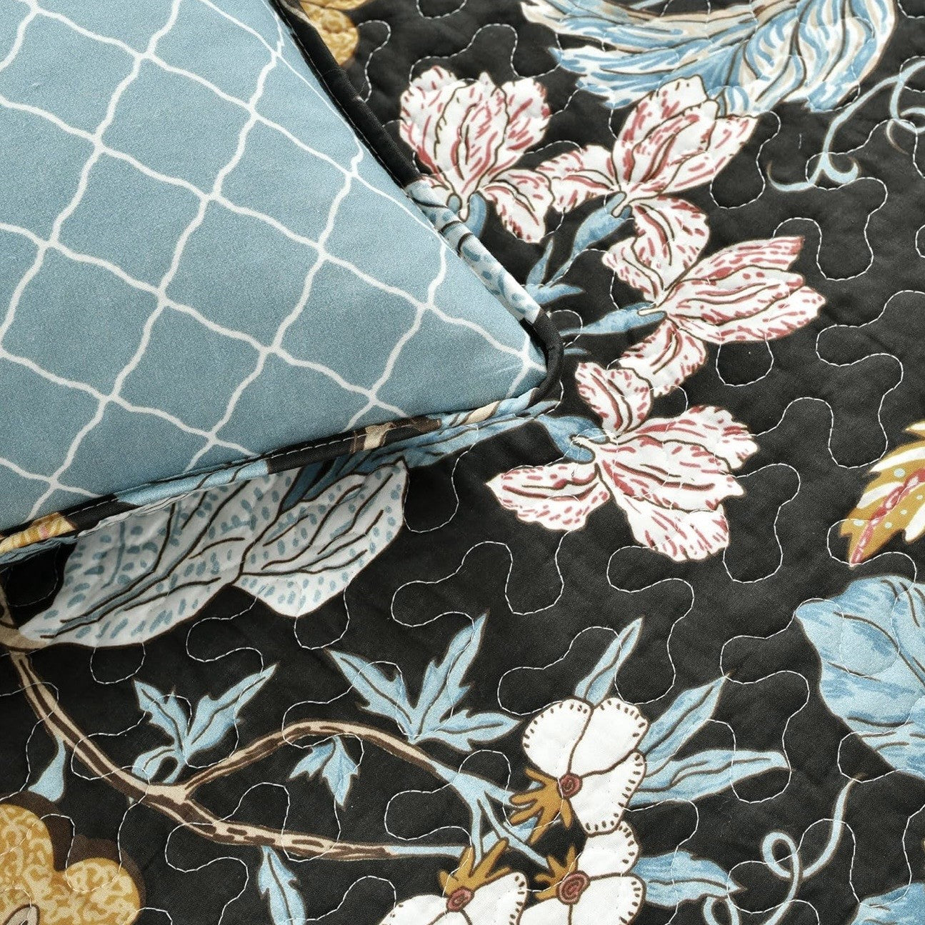 NEW Anthro Cotton Floral Reversible Boho Queen / King Bedding Quilt & Sham Set