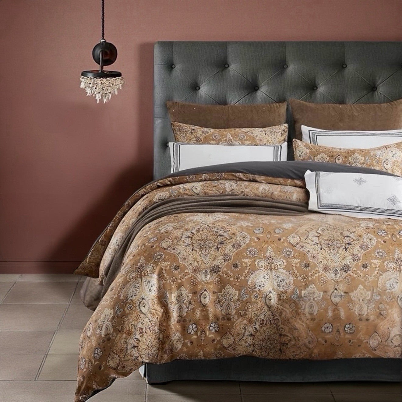 NEW West Elm Beige Floral Damask Paisley Queen / King Bedding Duvet & Sham Set