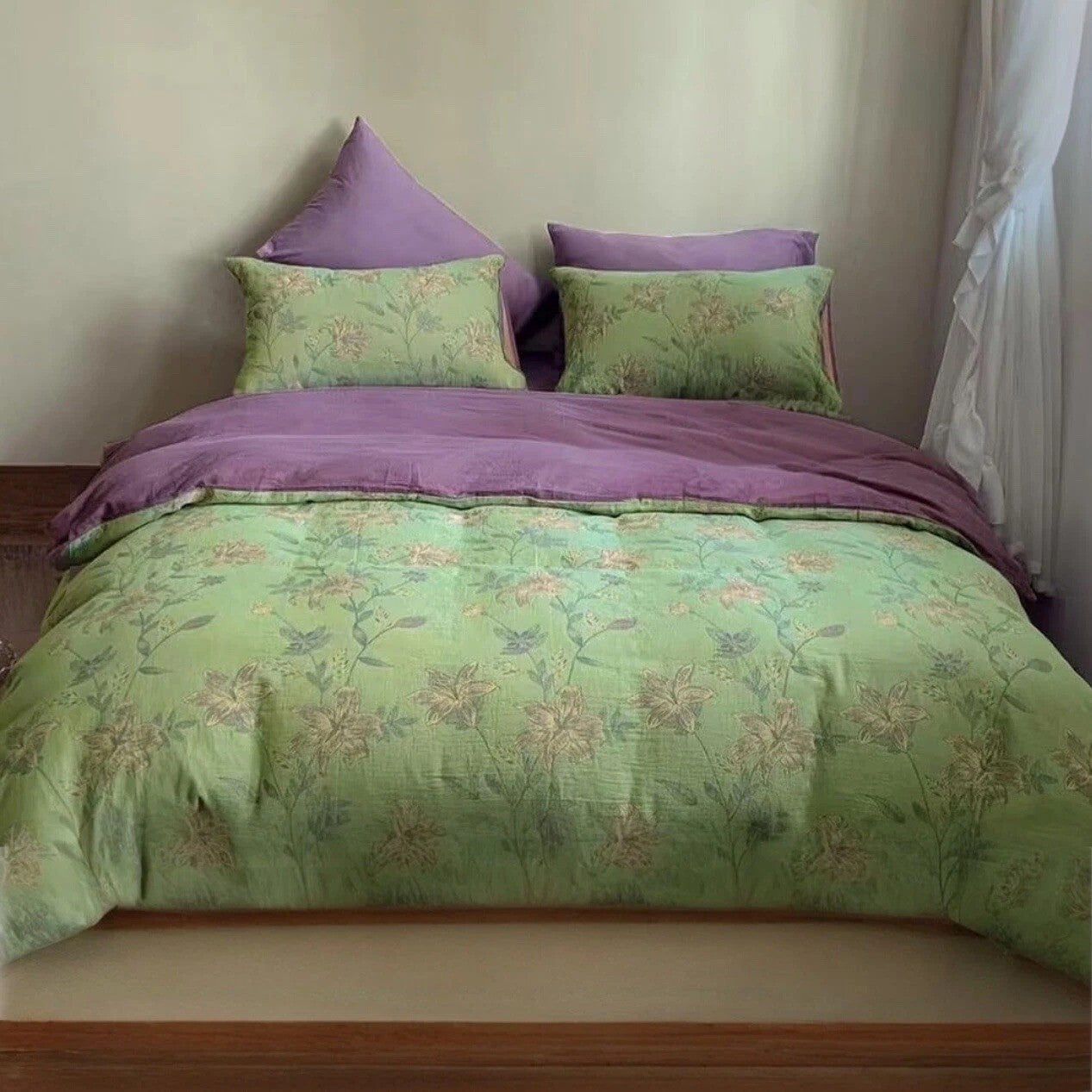 NEW Anthropologie Green Purple Floral Linen Queen / King Bedding Duvet Sham Set