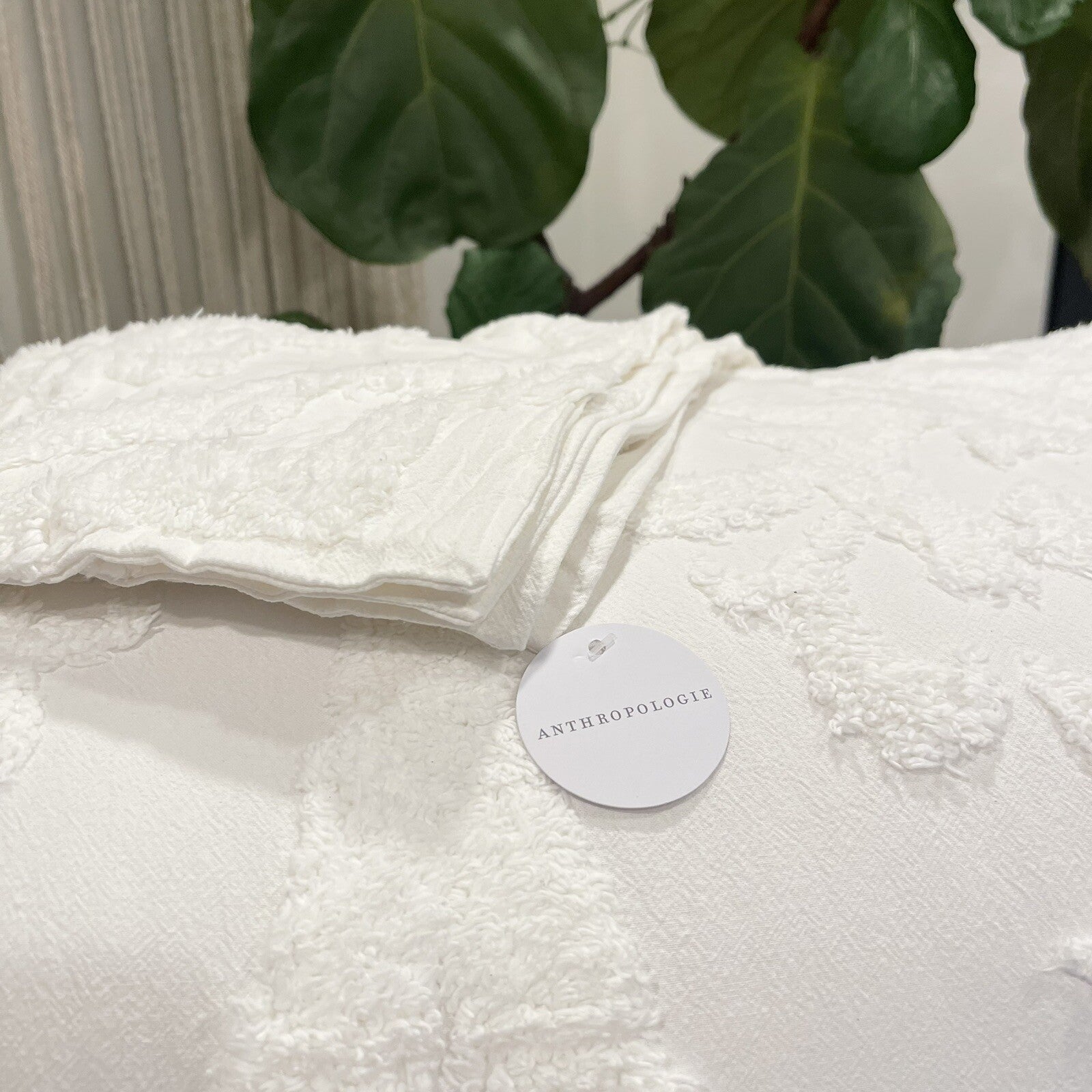 NEW Anthropologie White Queen Chenille Damask Comforter Bedding Blanket Sham Set