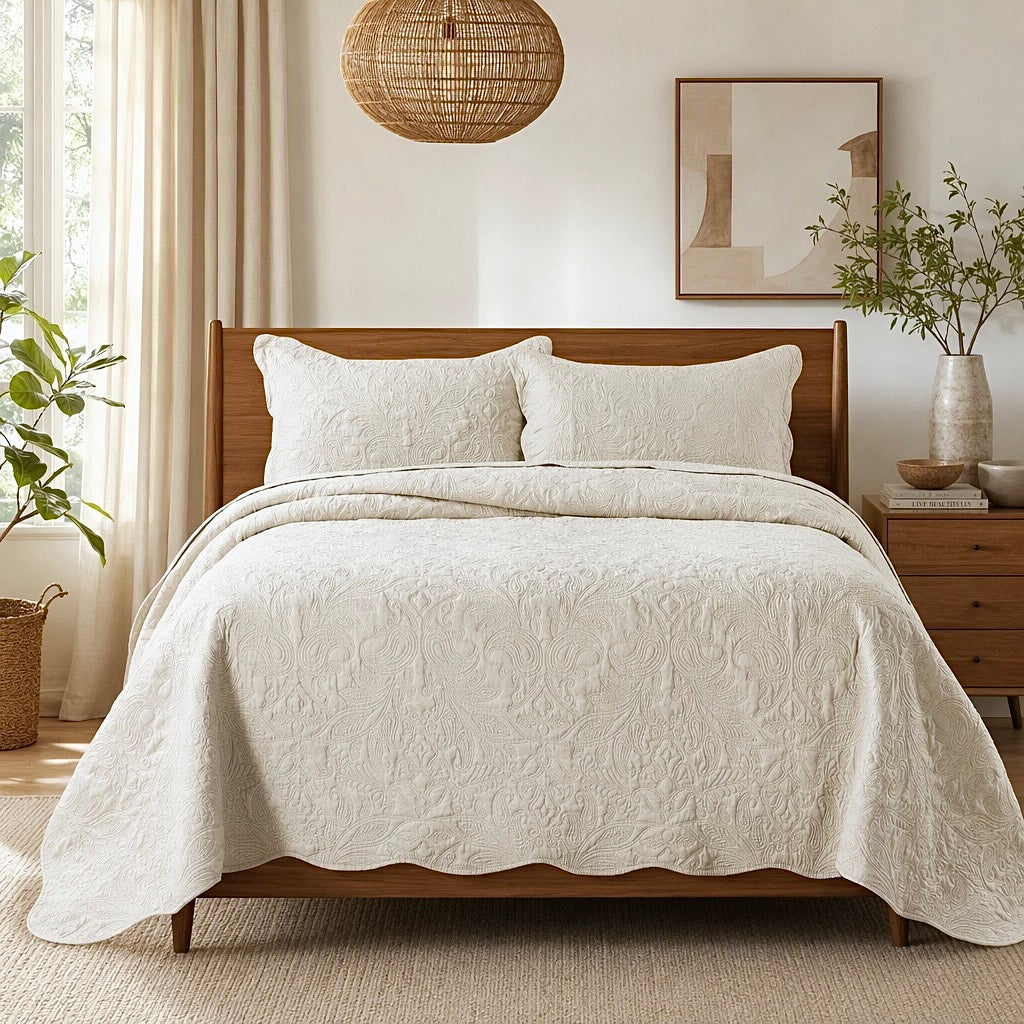 NEW Anthropologie Ivory Queen / King Size Reversible Quilt Bedspread Blanket & Sham Set