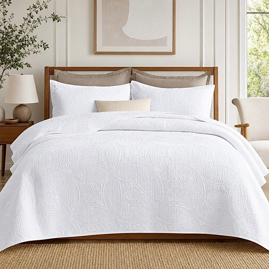 NEW West Elm White Embroidered Boho Bedding Quilt Coverlet Bedding & Sham Set