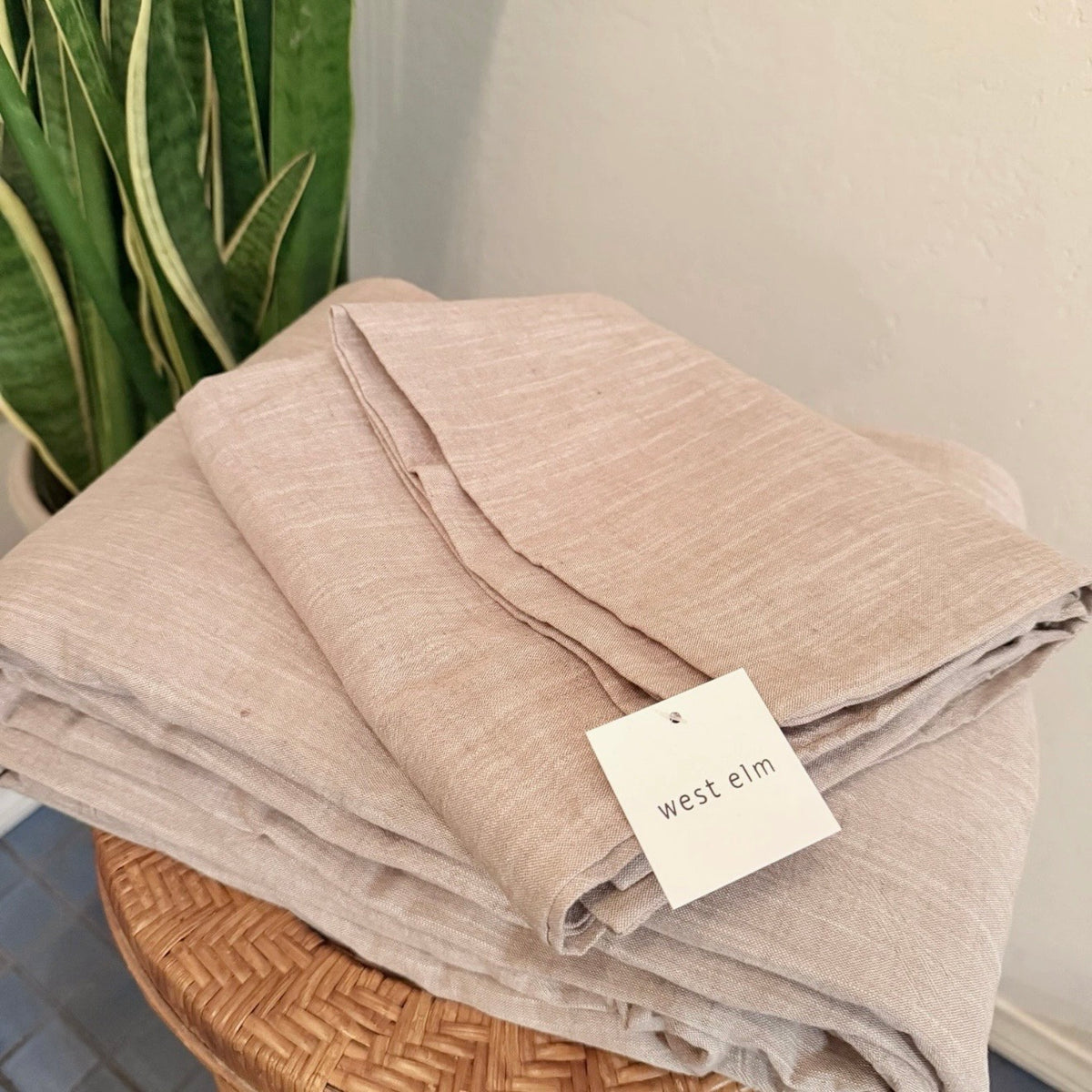 NEW West Elm Beige Linen Cotton Luxury Queen / King Bedding Duvet & Sham Set
