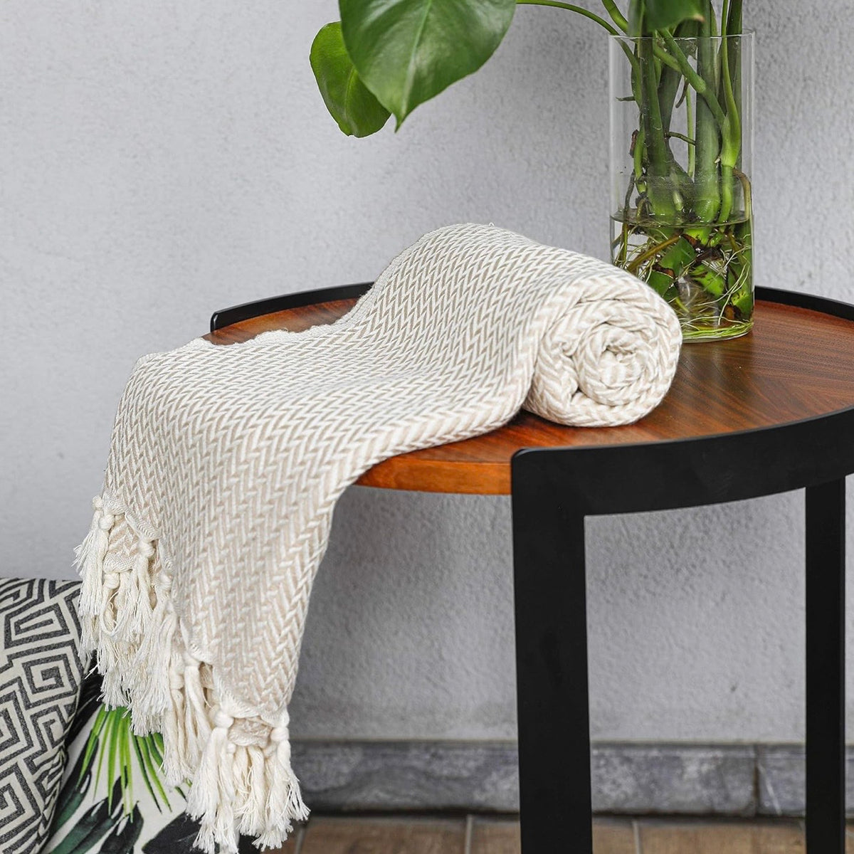 NEW West Elm Boho Beige White Turkish Cotton Tassel Throw Blanket - 60" x 50"