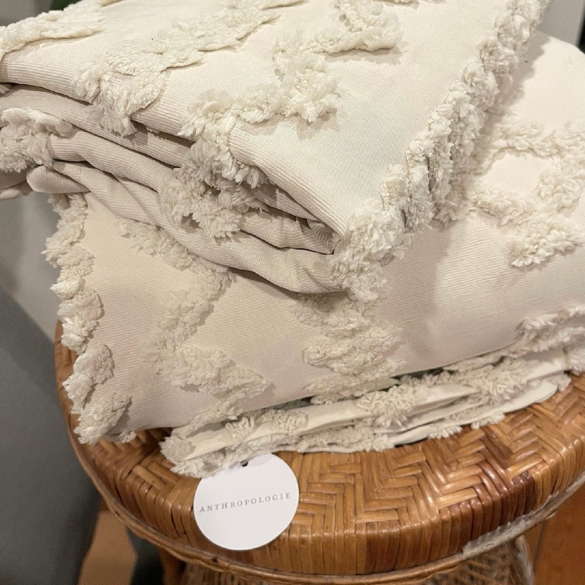 NEW Anthropologie Beige Boho King / Queen Size Tufted Bedding Duvet & Sham Set