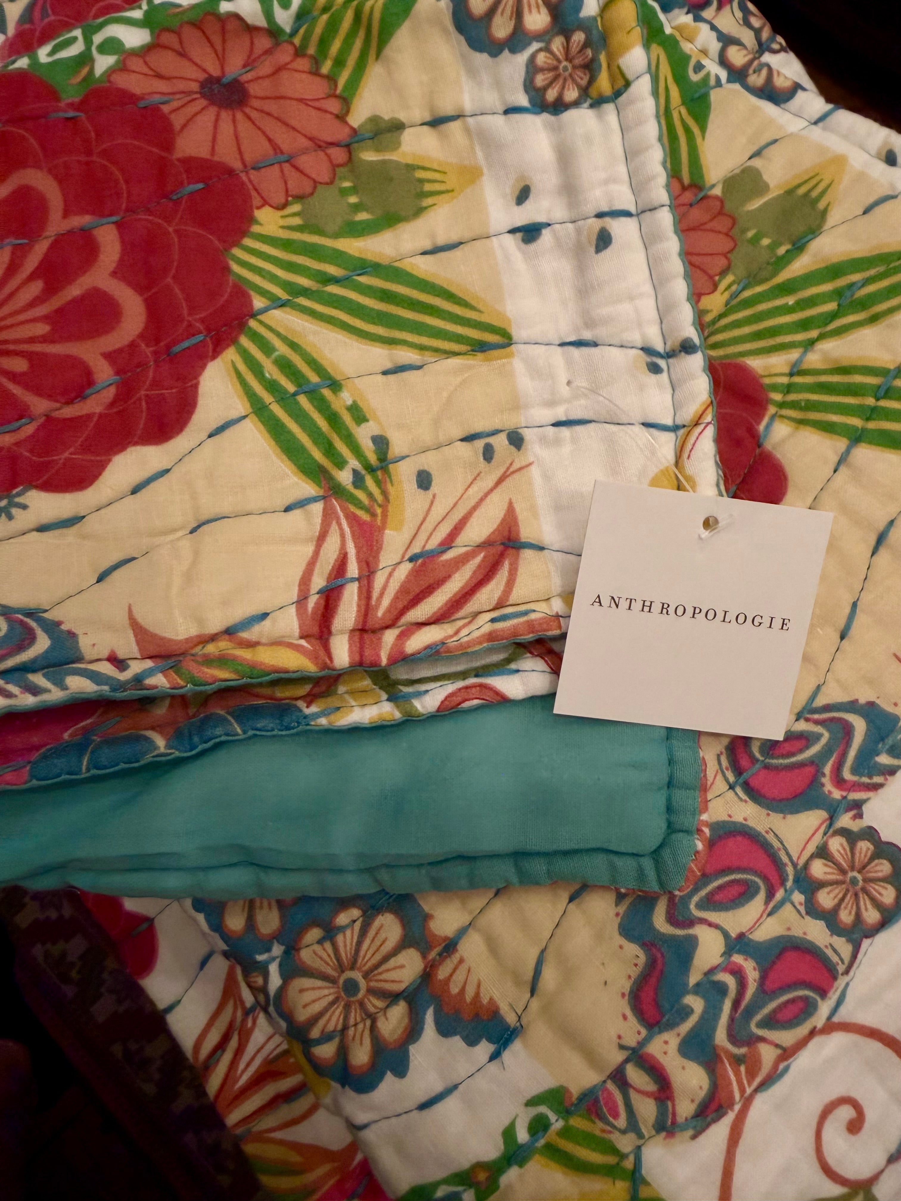 NEW Anthropologie Red White Floral Boho Queen / King Quilt Bedspread Bedding & Sham Set