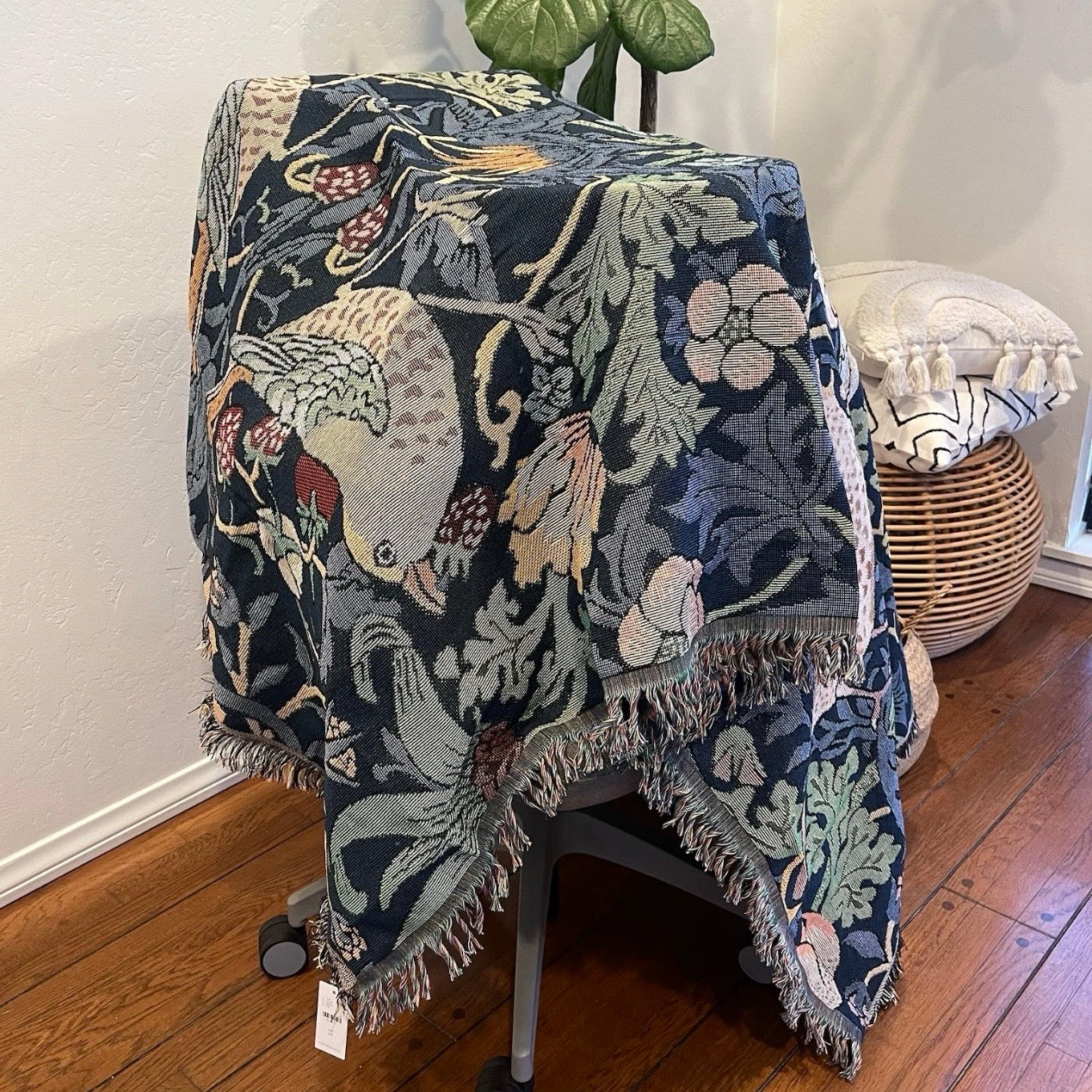 NEW Anthropologie Boho Bird Blue Tassel Throw Blanket Bedspread Quilt - 50 x 70