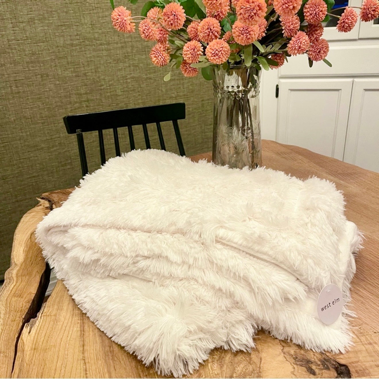 NEW West Elm Boho Beige Faux Fur Fuzzy Plush Throw Blanket Bedding - 50" x 60"