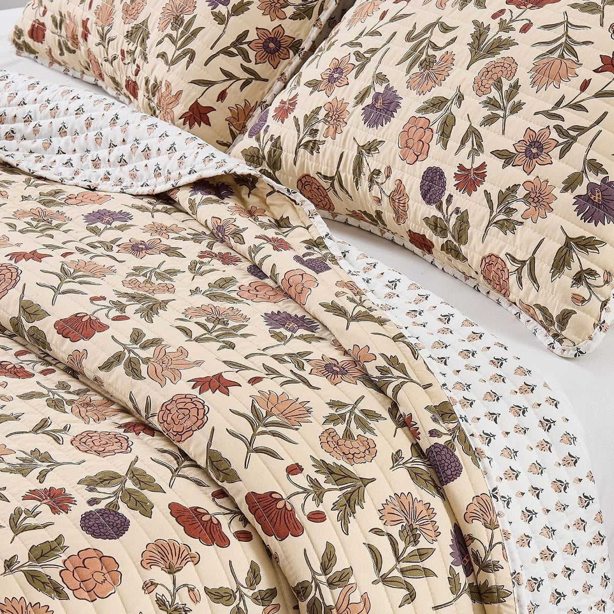 NEW Anthropologie Beige Boho Floral Reversible Quilt Bedspread Bedding Sham Set