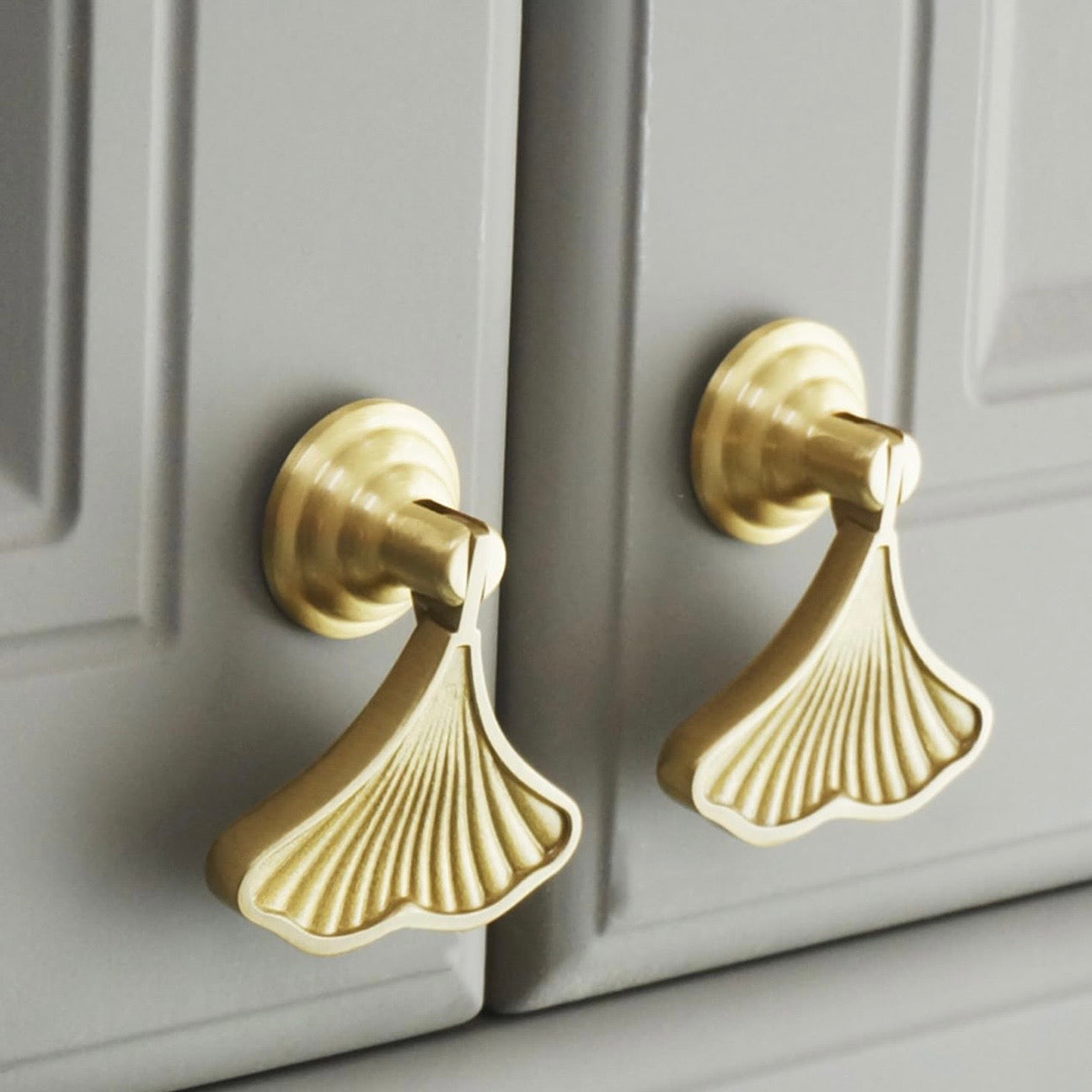 NEW Anthropologie (Set of 4) Gold Leaf Boho Cabinet Knobs Drawer Pulls Hardware