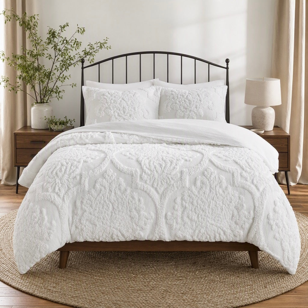 NEW Anthropologie White Queen / King Chenille Damask Comforter Bedding Blanket & Sham Set