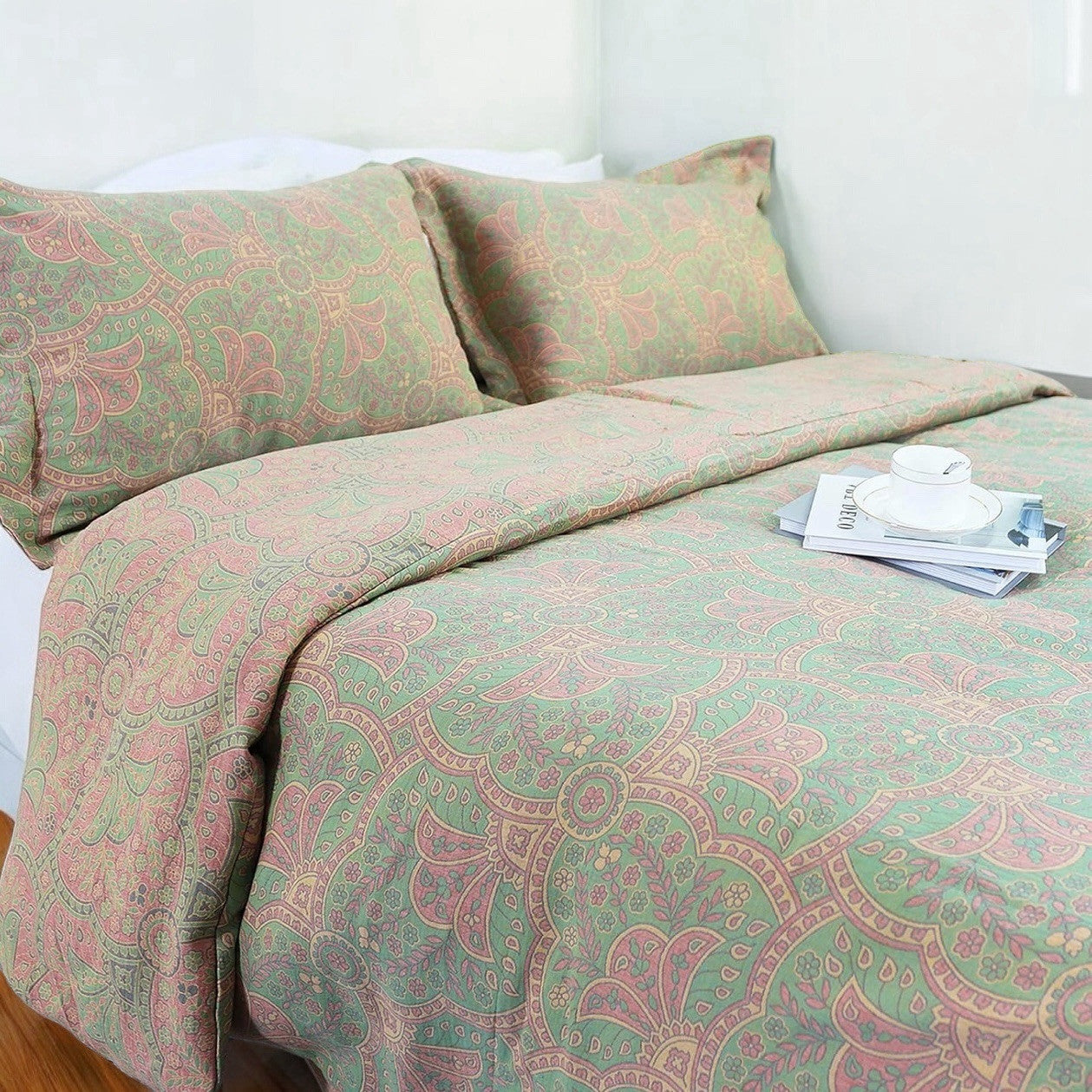 NEW Anthropologie Green Pink Paisley Cotton Boho Queen Bedding Duvet Sham Set