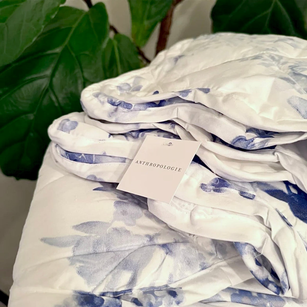 NEW Anthropologie Blue & White Vintage Floral Bedding Quilt Comforter & Sham Set