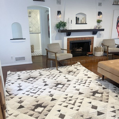 NEW Anthro XL White Beige Boho Tassel Geometric Shag Area Rug Carpet 5' x 7.5'