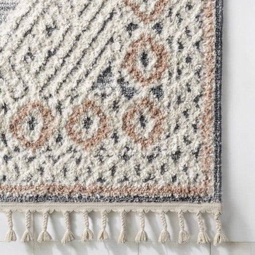 NEW West Elm White Cream Boho Tassel Geometric Shag Area Rug Carpet - 4' x 6'