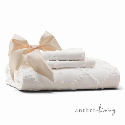 NEW Anthropologie White Queen / King Embroidered Tassel Bedspread Duvet Sham Set