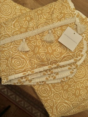 NEW Anthro Yellow Boho Reversible Tassel Queen / King Bedding Quilt & Sham Set