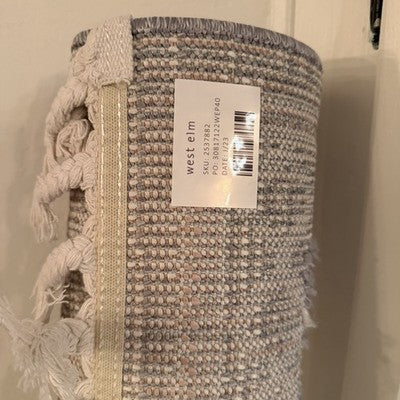 NEW West Elm White Cream Boho Tassel Geometric Shag Area Rug Carpet - 4' x 6'