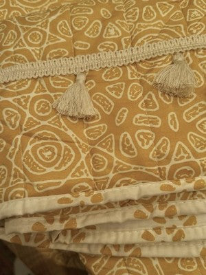 NEW Anthro Yellow Boho Reversible Tassel Queen / King Bedding Quilt & Sham Set