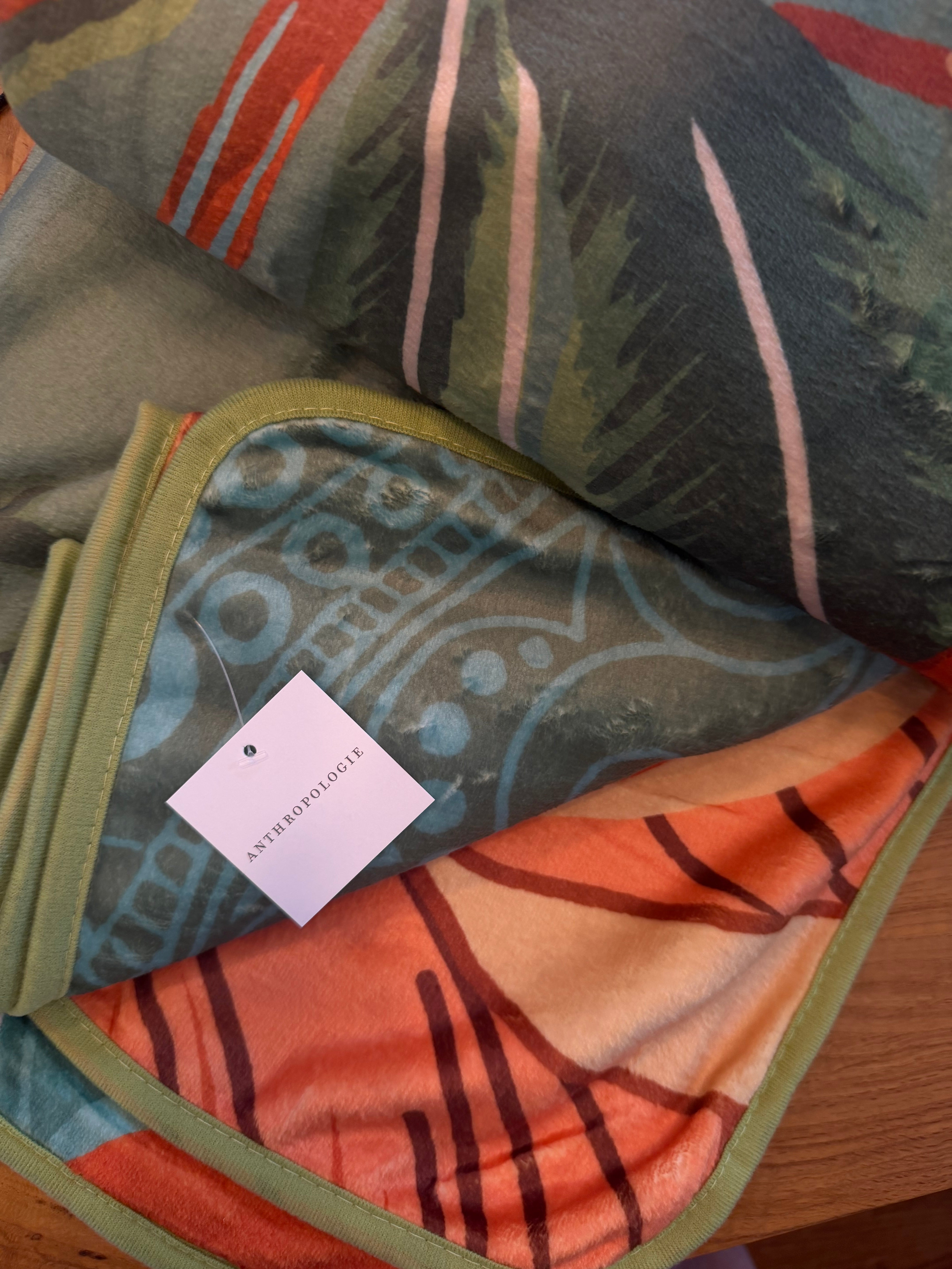 NEW Anthropologie XL Queen Size Boho Green Floral Fleece Blanket Bedspread 90x90