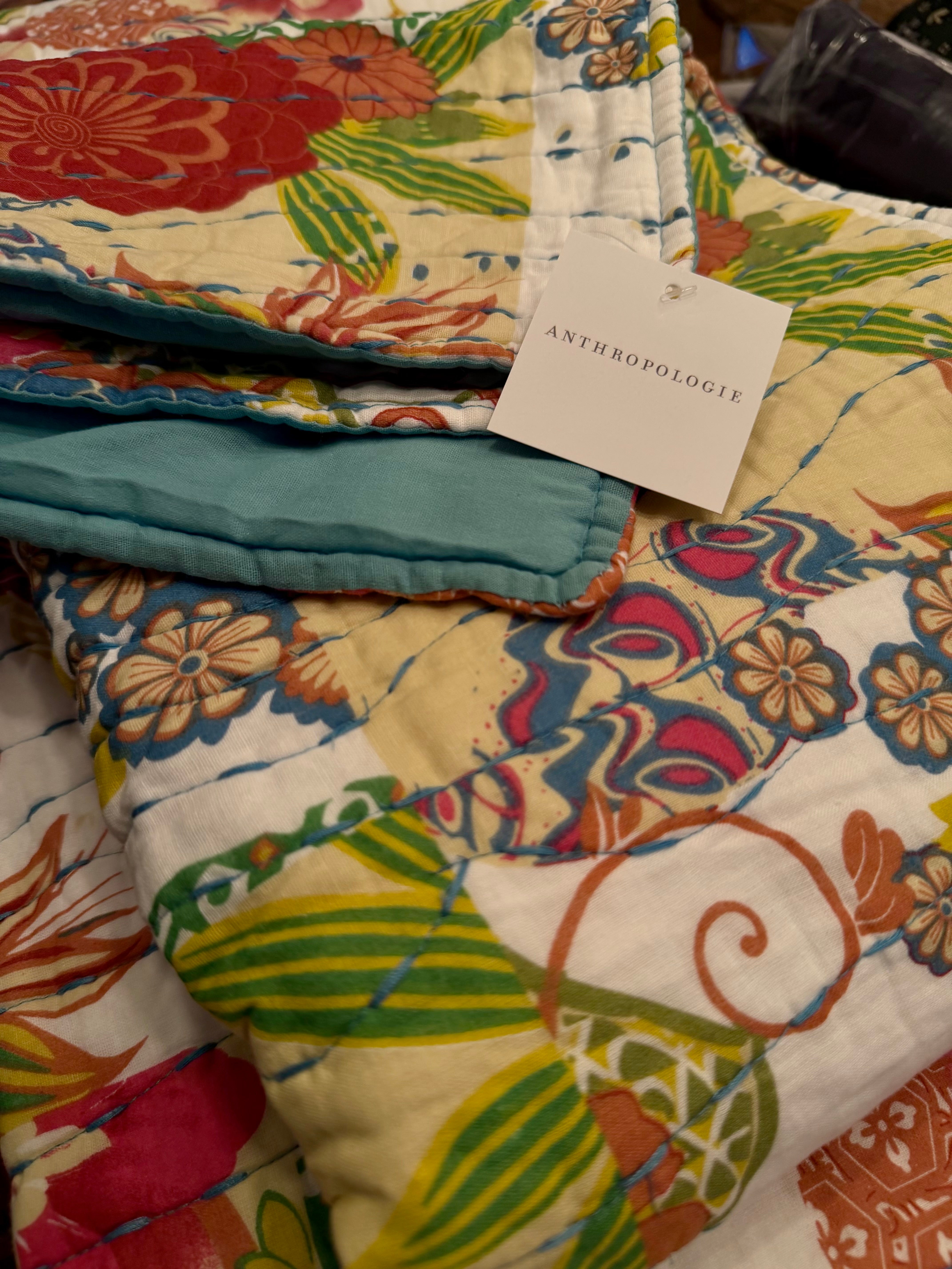 NEW Anthropologie Red White Floral Boho Queen / King Quilt Bedspread Bedding & Sham Set