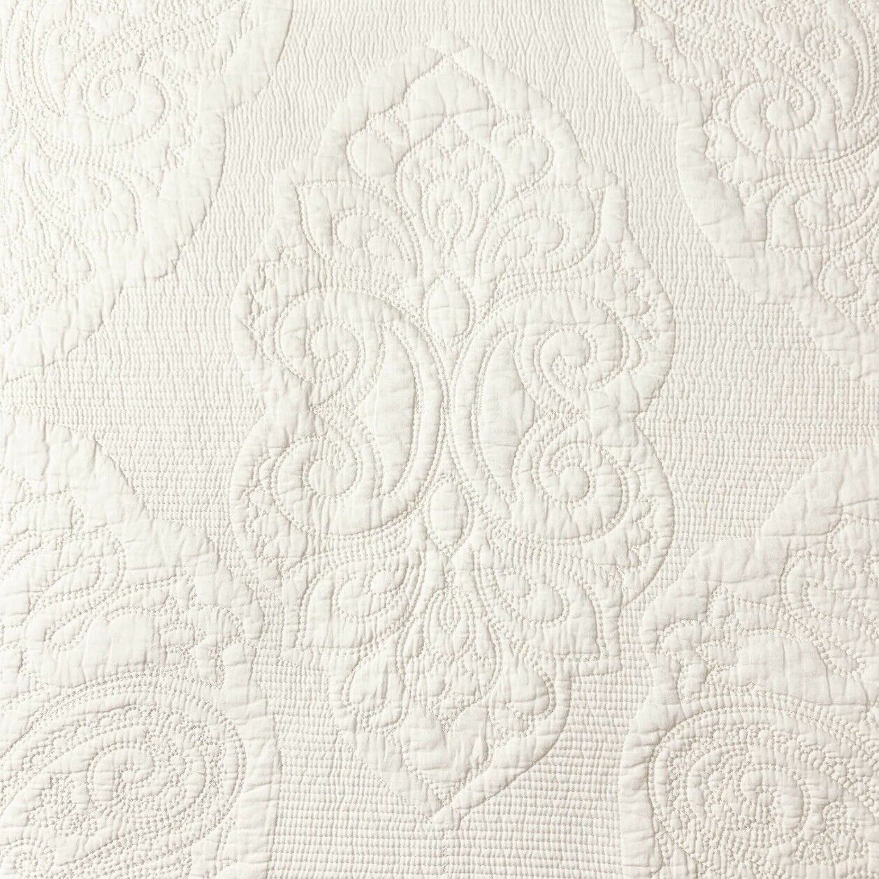 NEW Anthropologie White Queen Boho Damask Quilt Bedspread Blanket & Sham Set