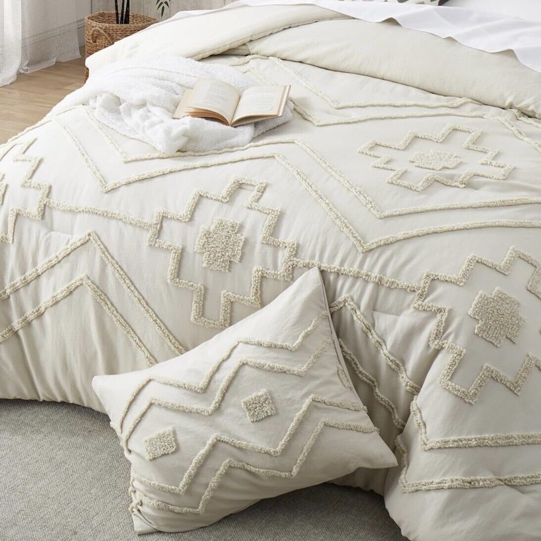 NEW Anthropologie Cream Boho Queen Size Tassel Comforter Bedding Sham Case Set