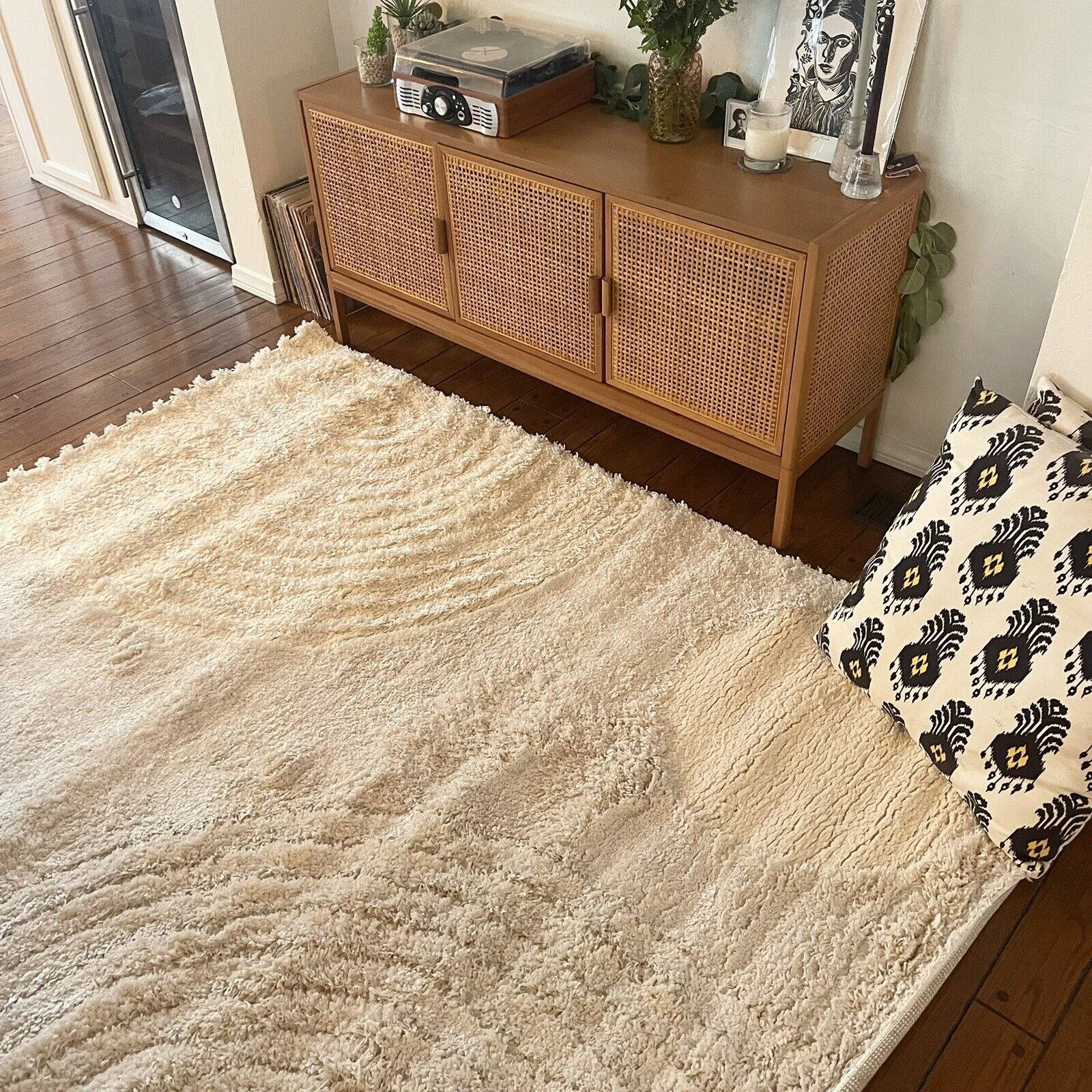 NEW West Elm White Cream Boho Tassel Geometric Shag Area Rug Carpet - 5' x 8'