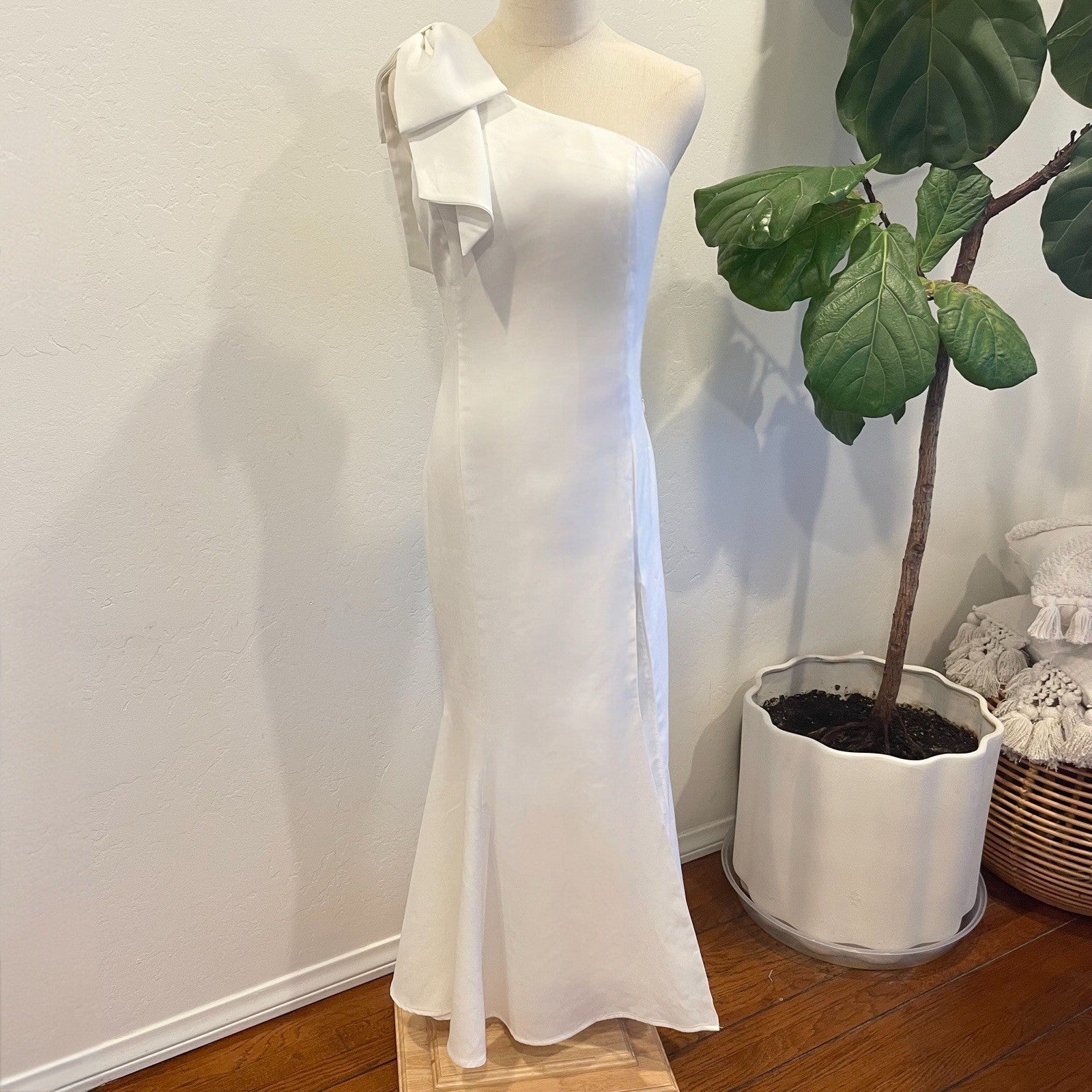 NEW Anthro / Petal & Pup White One Shoulder Midi Cocktail Dress Gown Small XS