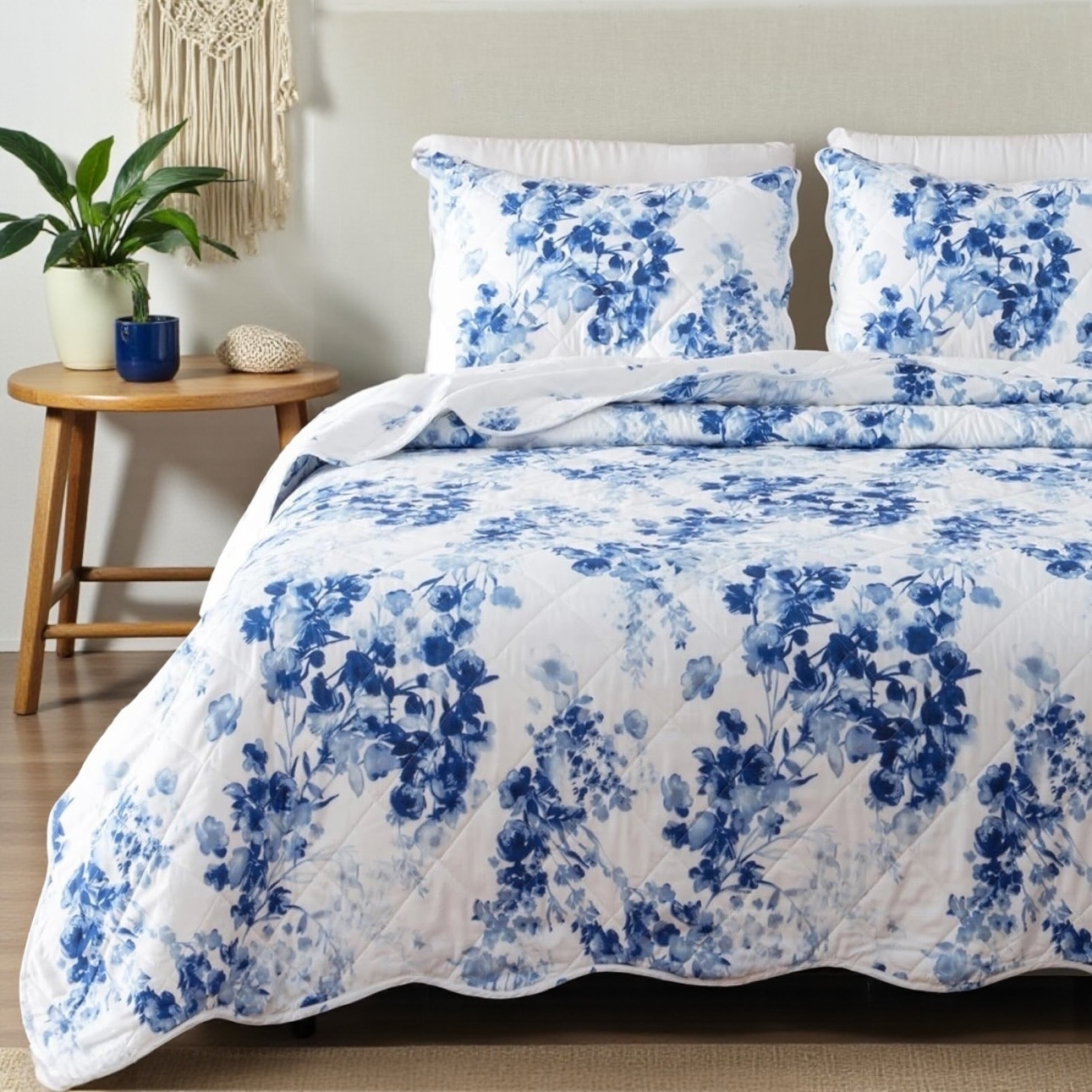 NEW Anthro Blue & White Boho Knit Floral Queen / King Bedding Quilt & Sham Set