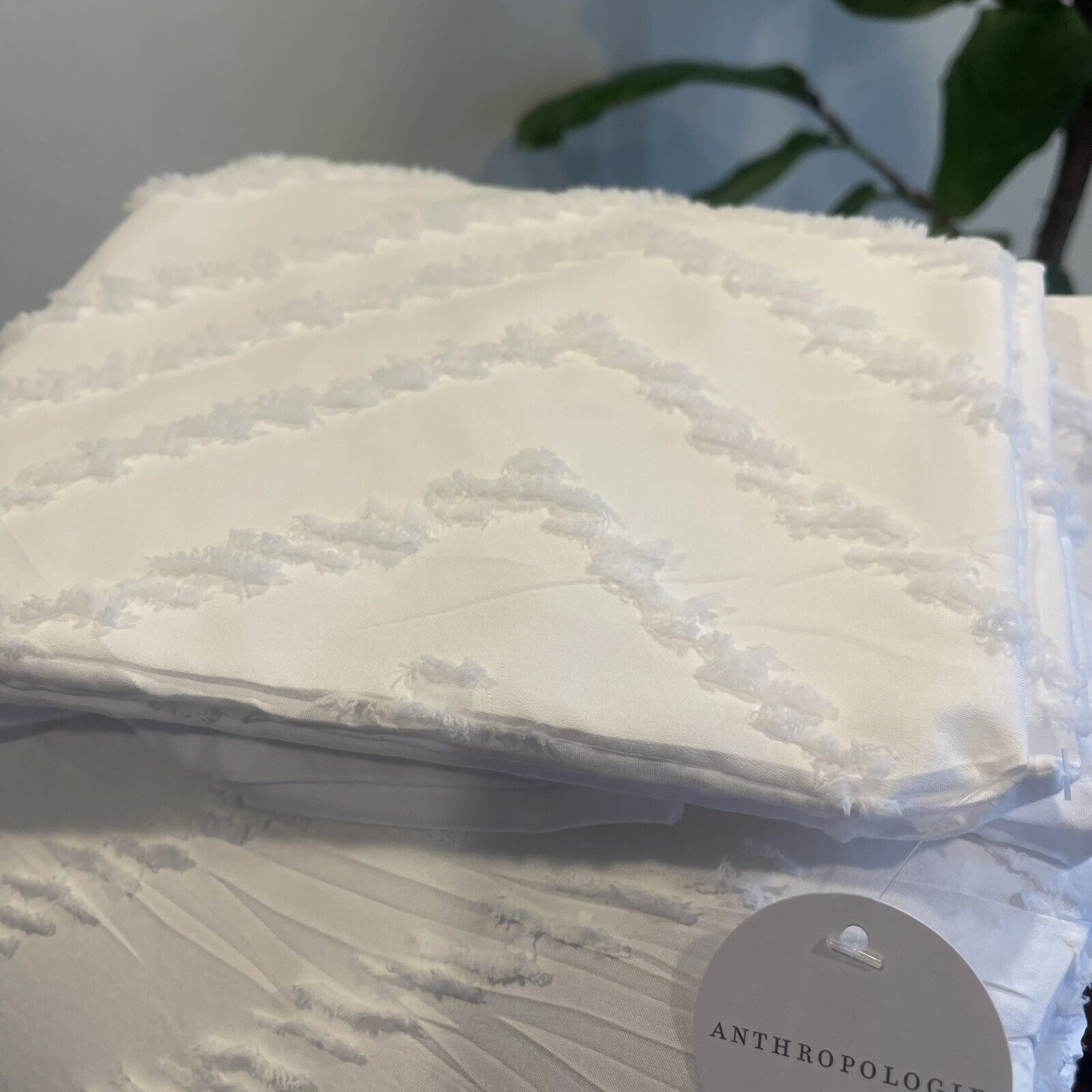 NEW Anthropologie White Tufted Queen Size Fringe Comforter Bedding Sham Case Set