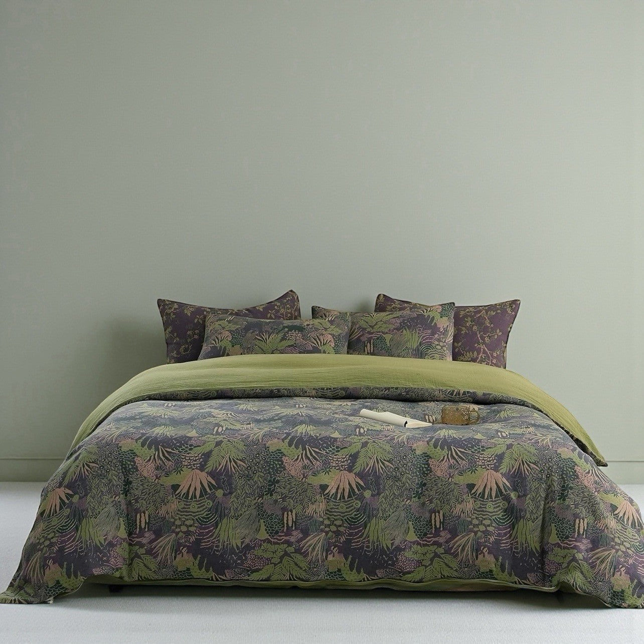 NEW Anthropologie Green Purple Floral Muslin Queen / King Bedding Duvet Sham Set