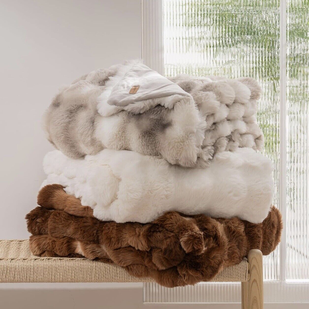 NEW West Elm Boho Ivory Faux Rabbit Fur Plush Throw Blanket Bedding - 50" x 60"