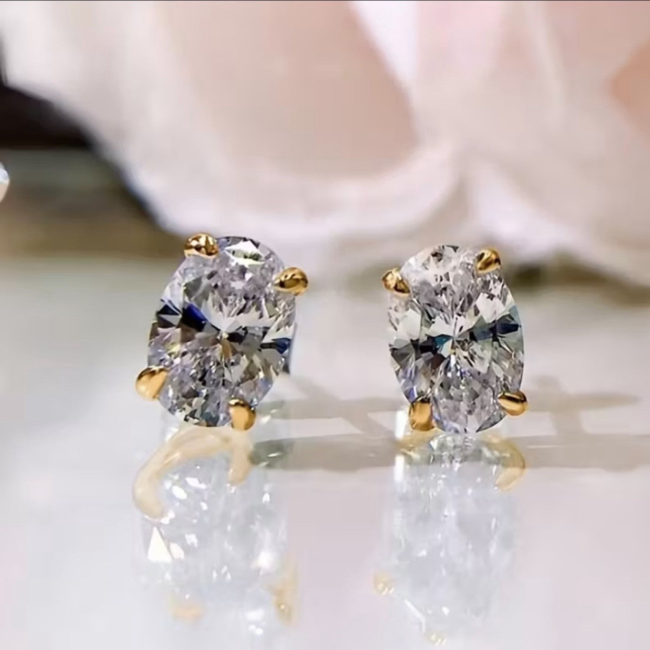 NEW Anthropologie Diamond & Gold Cubic Zirconia Stud Studs Earrings Jewelry