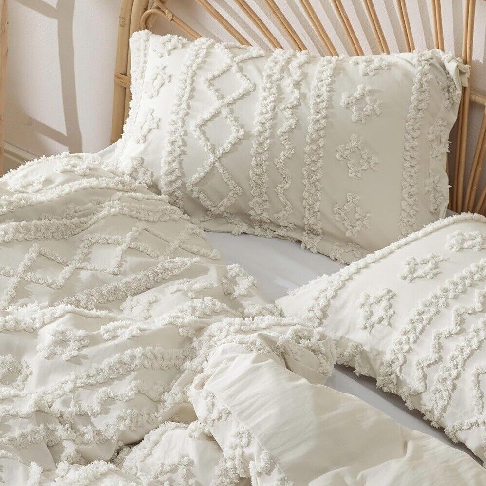 NEW Anthropologie Beige Boho King Size Tufted Fringe Bedding Duvet & Sham Set