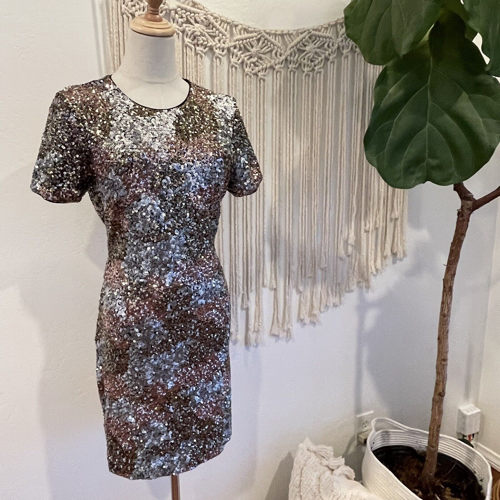 Dress the Population Gold & Silver Sequin Boho Holly Cocktail Dress - Medium