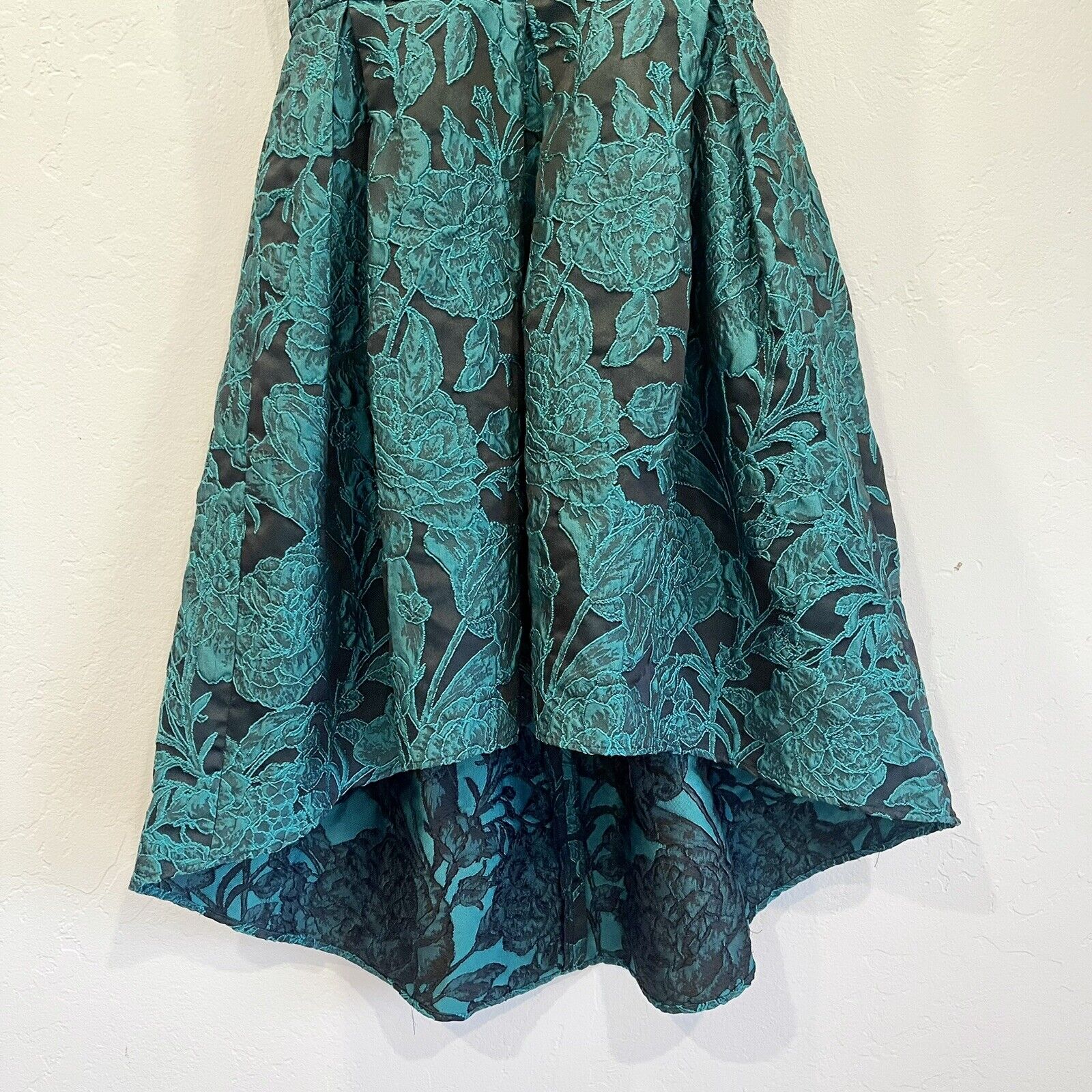 Slate & Willow Green Designer Jacquard Gabi Cocktail Party Dress Size Small / 2