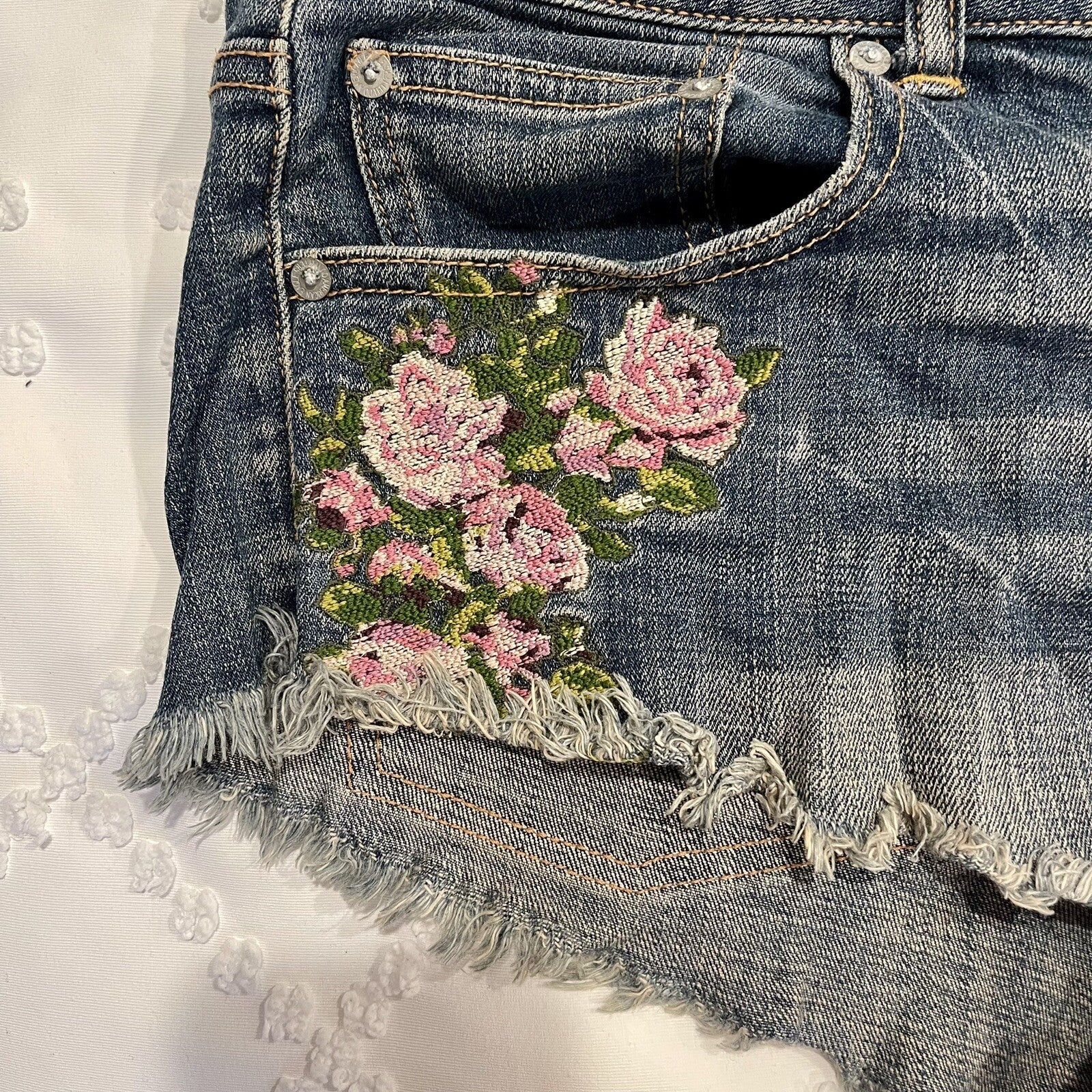 American Eagle Embroidered Floral Distressed Low Rise Denim Shorts - Size 6