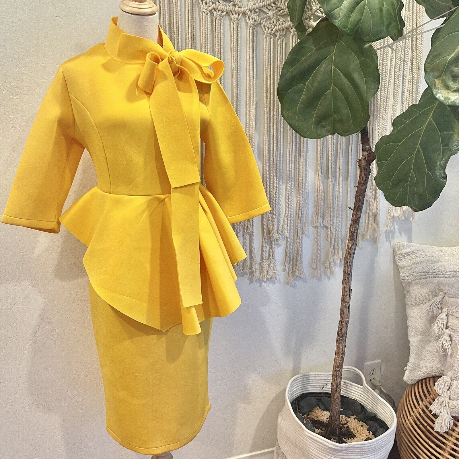 Vintage 60's Yellow Sculptural Ruffle Mod Cocktail Dress EY Boutique - Large