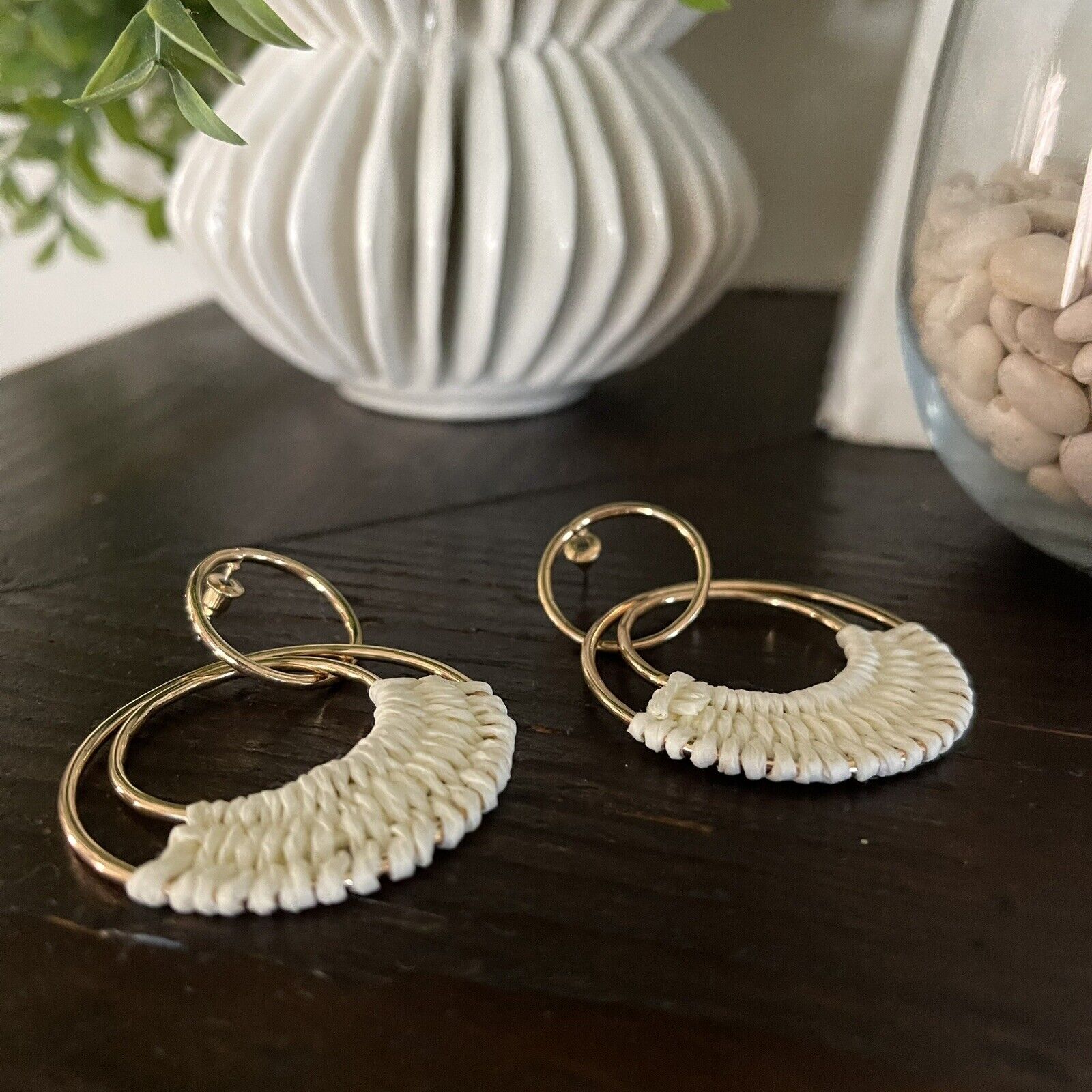 NEW Free People Boho Gold & Raffia Lightweight Hoop Earrings Jewelry Accessory