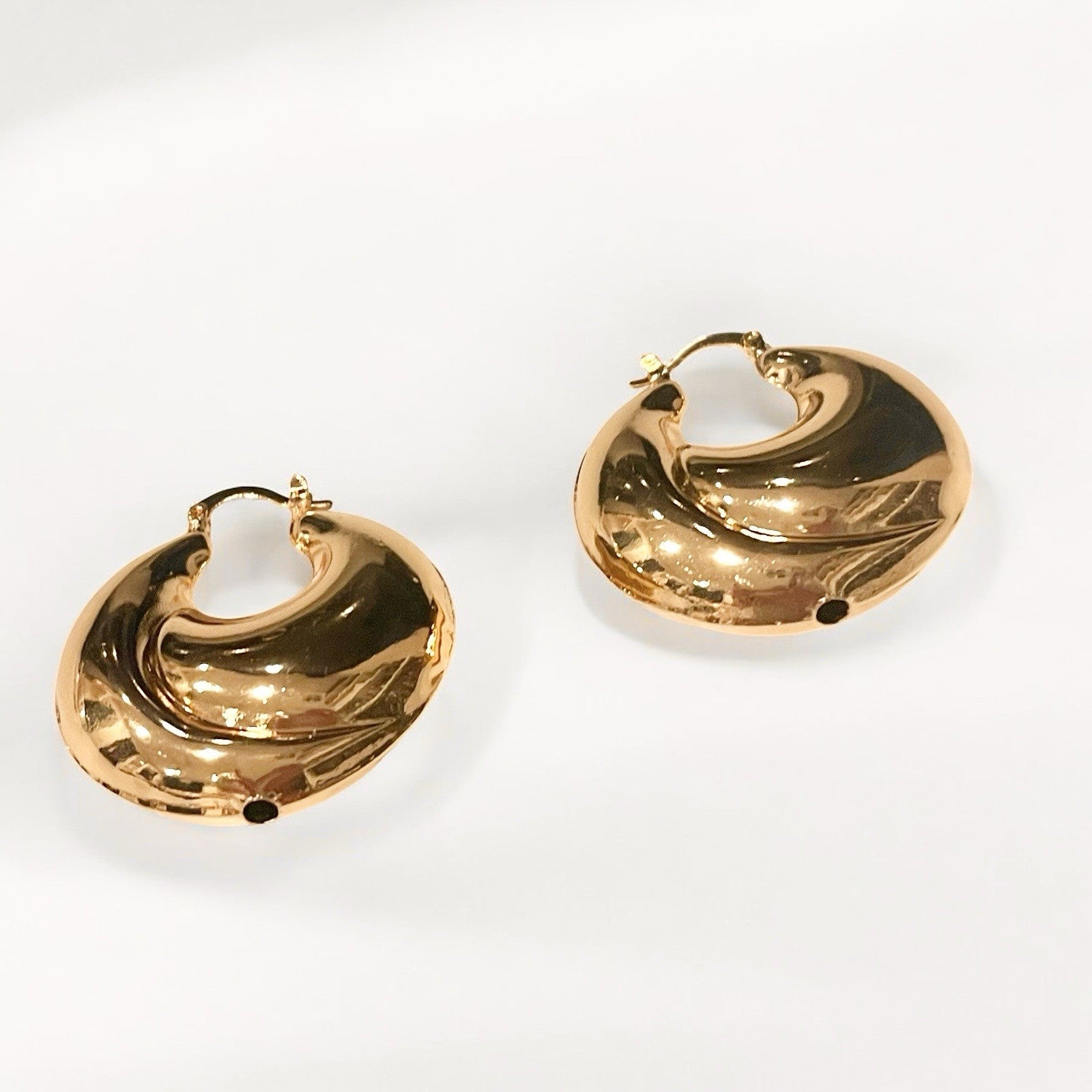 NEW Anthropologie Gold Plated Boho Chunky Hoop Dangle Snap Back Earrings Jewelry