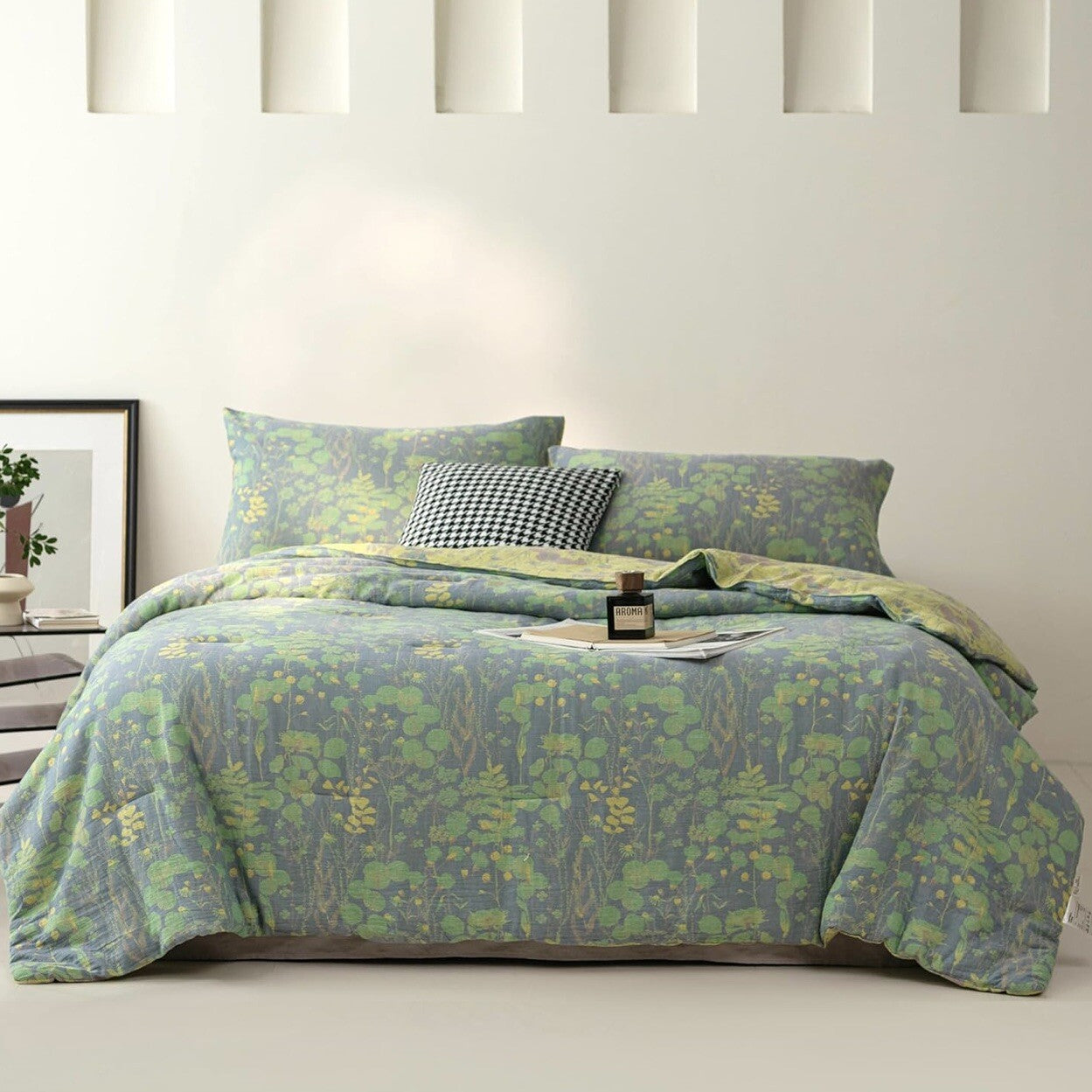 NEW Anthro Blue Green Floral Reversible King Size Bedspread Blanket Sham Set