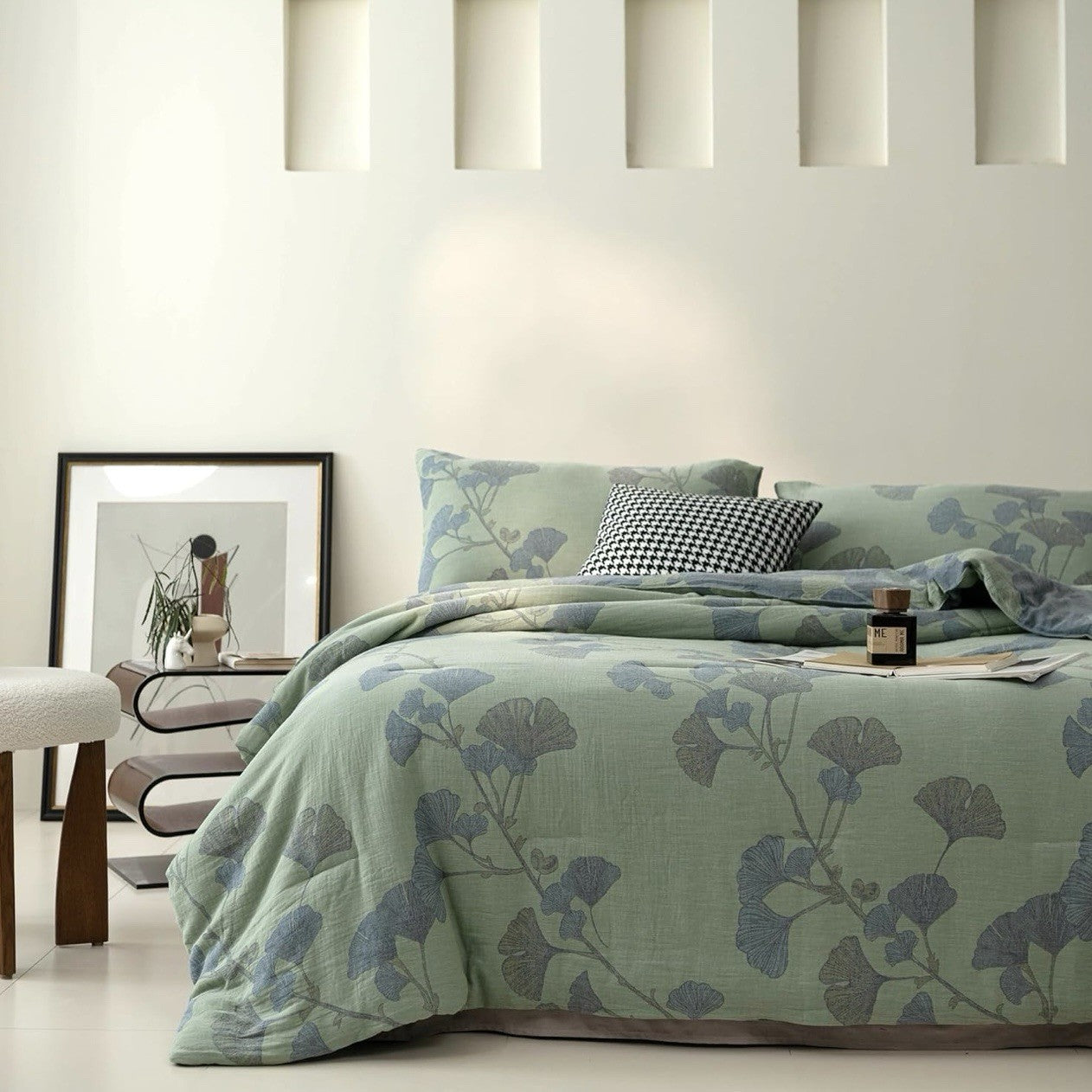 NEW Anthro Blue Green Floral Reversible King Size Bedspread Comforter & Sham Set