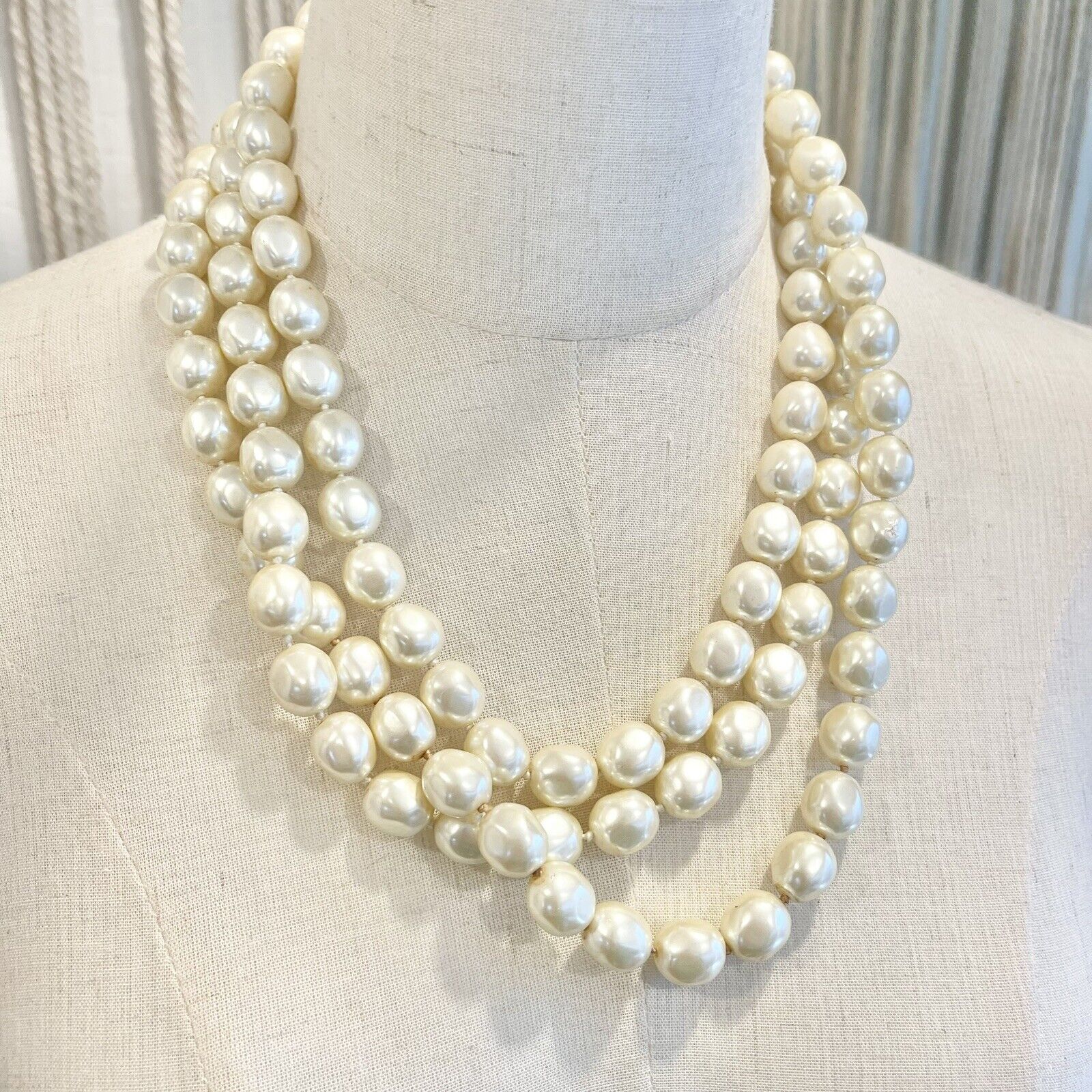 Vintage White Pearl Ceramic Long Beaded Layered Necklace Jewelry Retro Antique