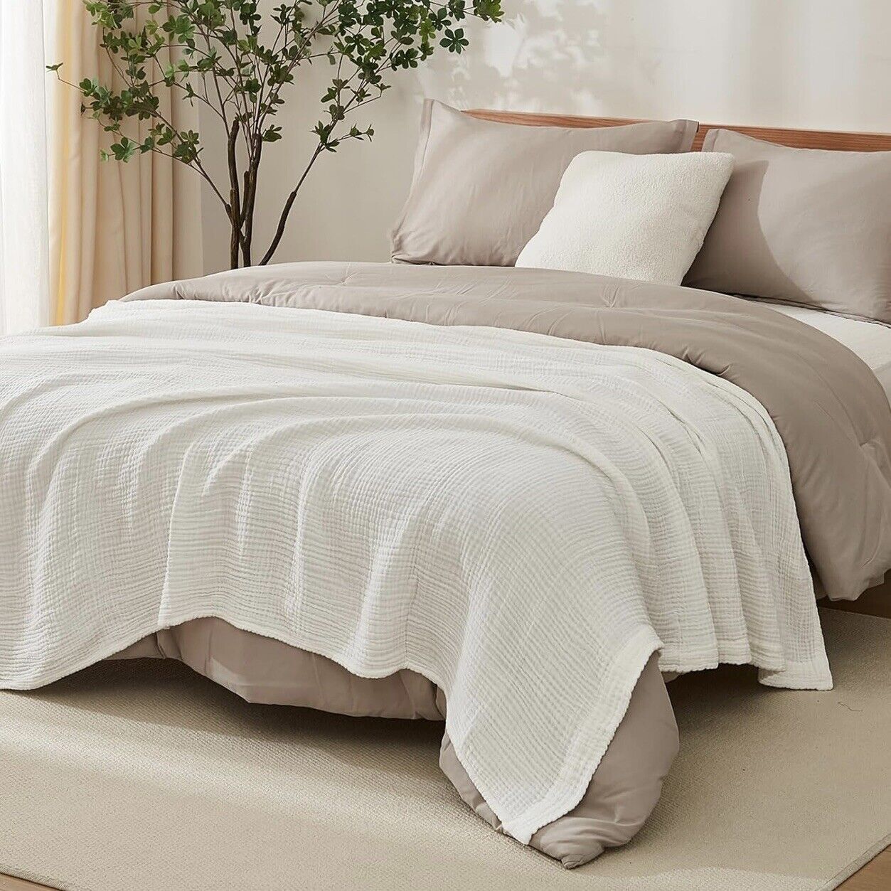 NEW West Elm Boho White Knit Gauze Ultra Soft Throw Blanket Bedding - 50" x 70"