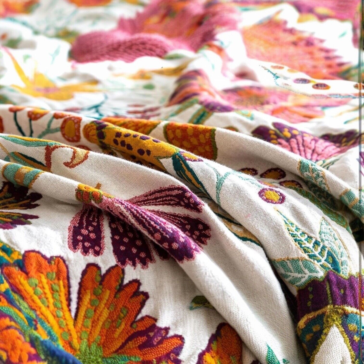 New Anthropologie Boho Floral Reversible Throw Blanket Bedspread Quilt 80" x 60"