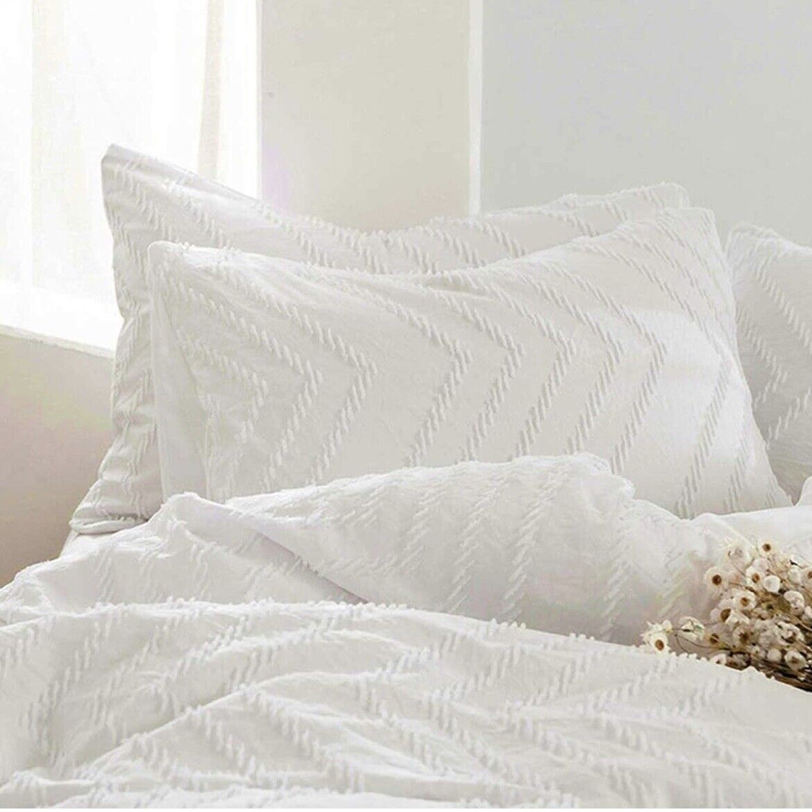 NEW Anthropologie White Tufted King Size Fringe Comforter Bedding Sham Case Set