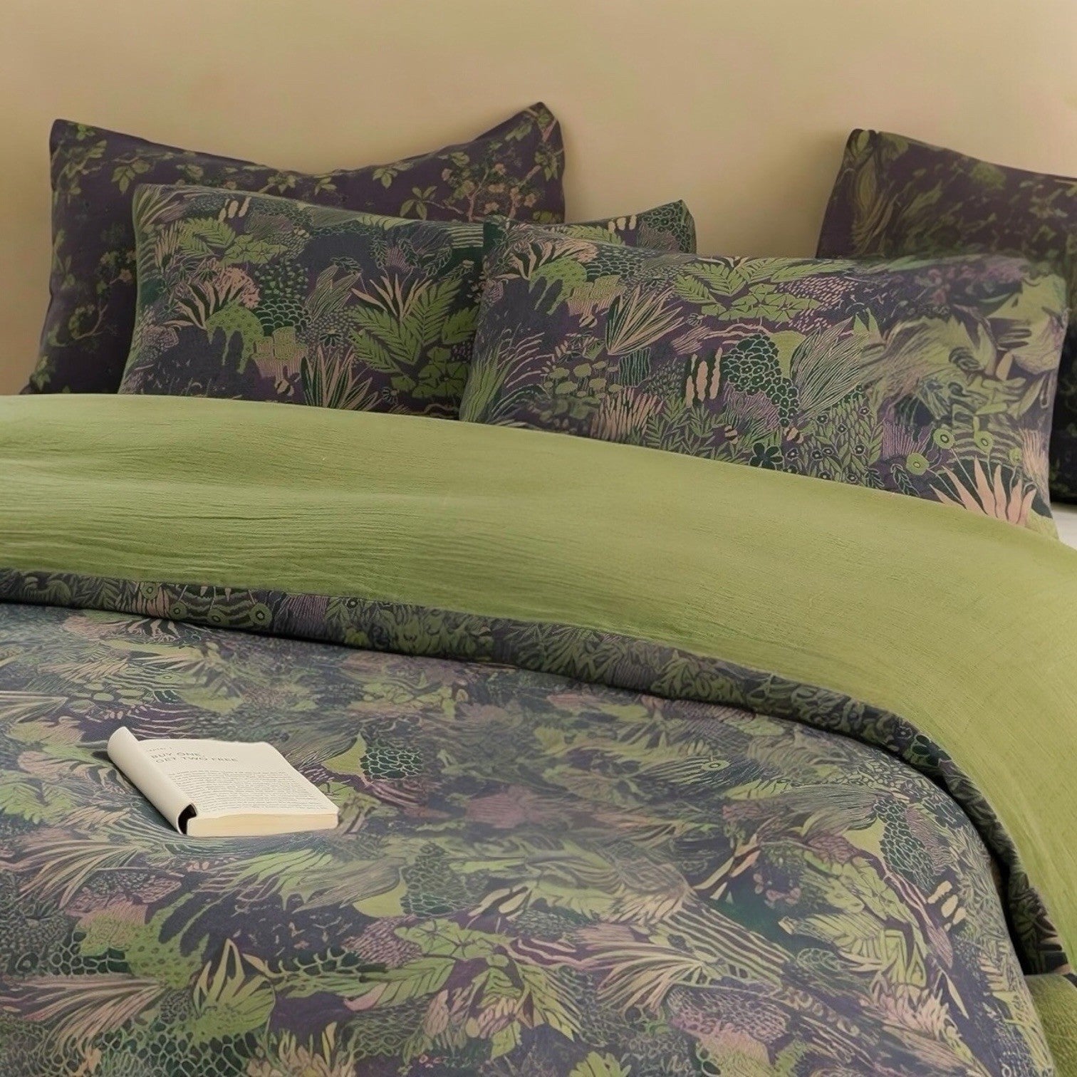 NEW Anthropologie Green Purple Floral Muslin Queen / King Bedding Duvet Sham Set