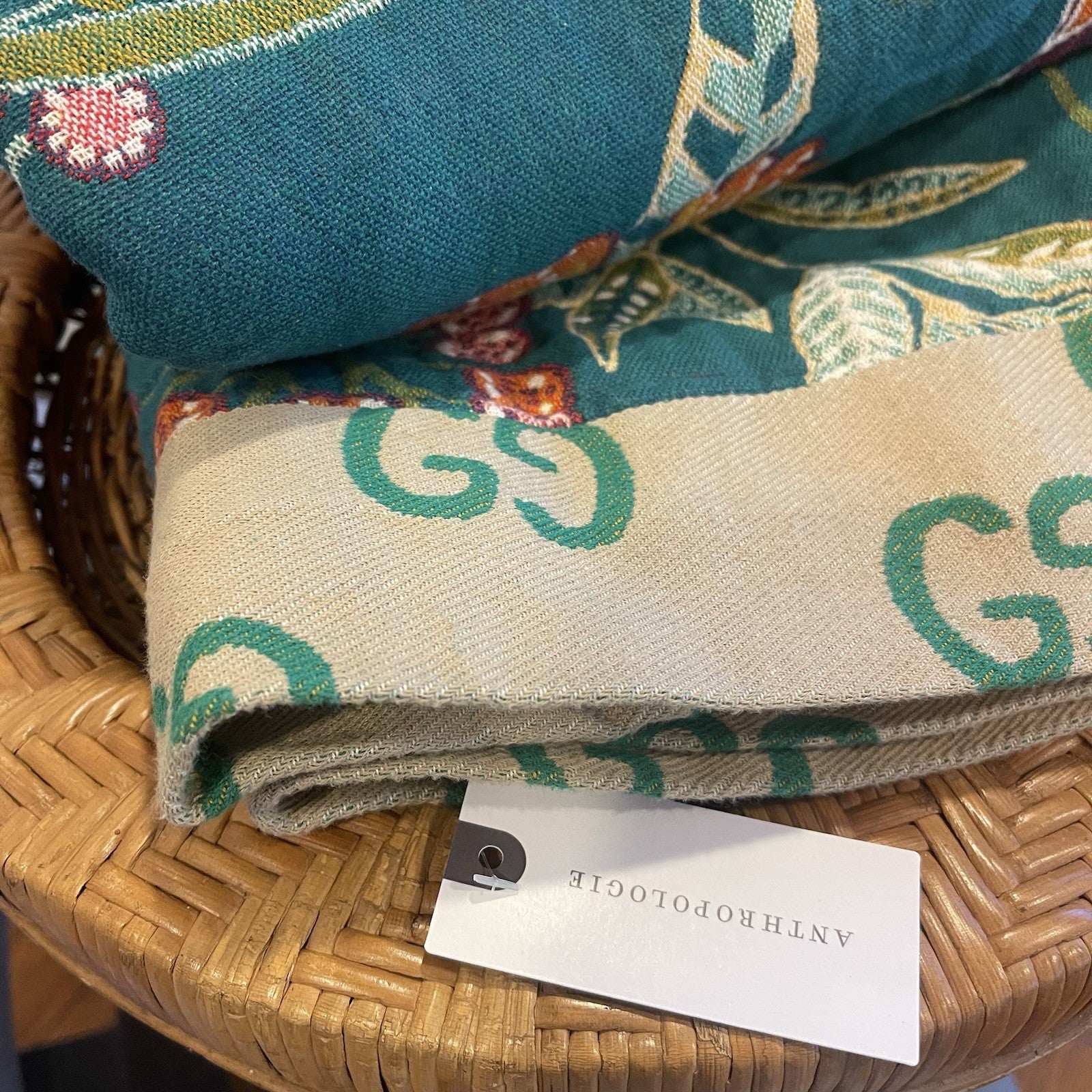 NEW Anthropologie Boho Floral Reversible Queen Blanket Bedspread Quilt 80" x 90"