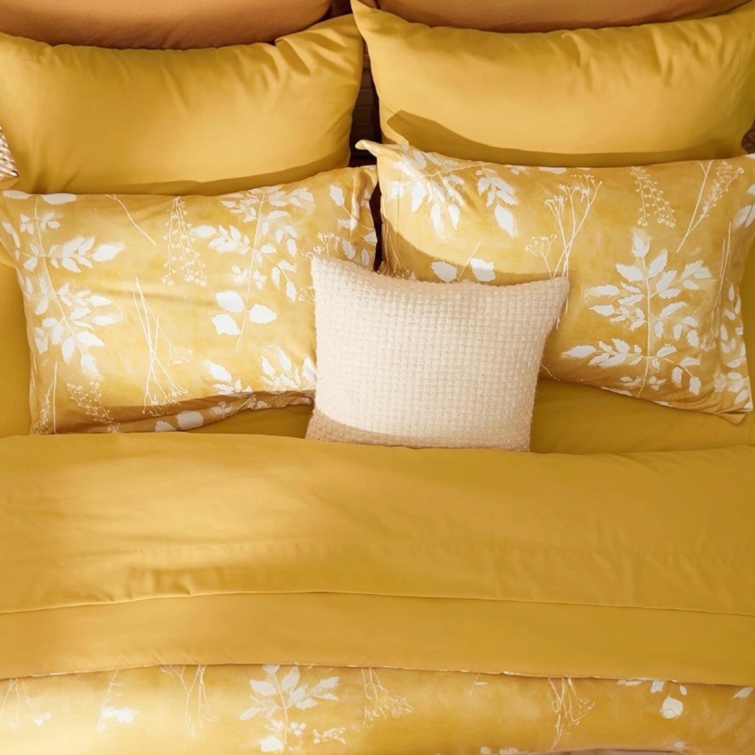 NEW Anthro 7 Piece Yellow Floral Boho Queen / King Bedding Comforter & Sham Set